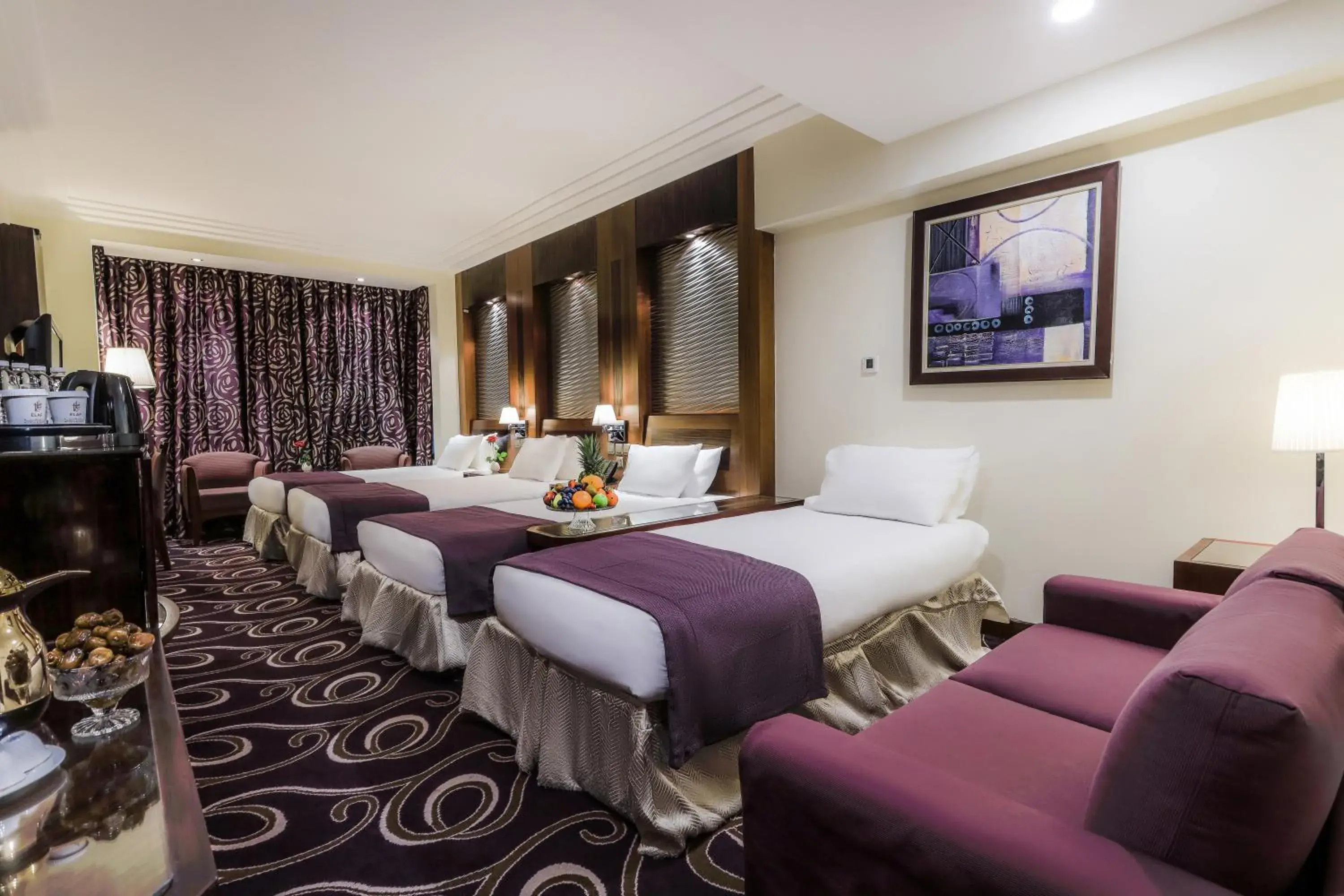 Quadruple Room in Elaf Kinda Hotel Quadruple Room in Elaf Kinda Hotel