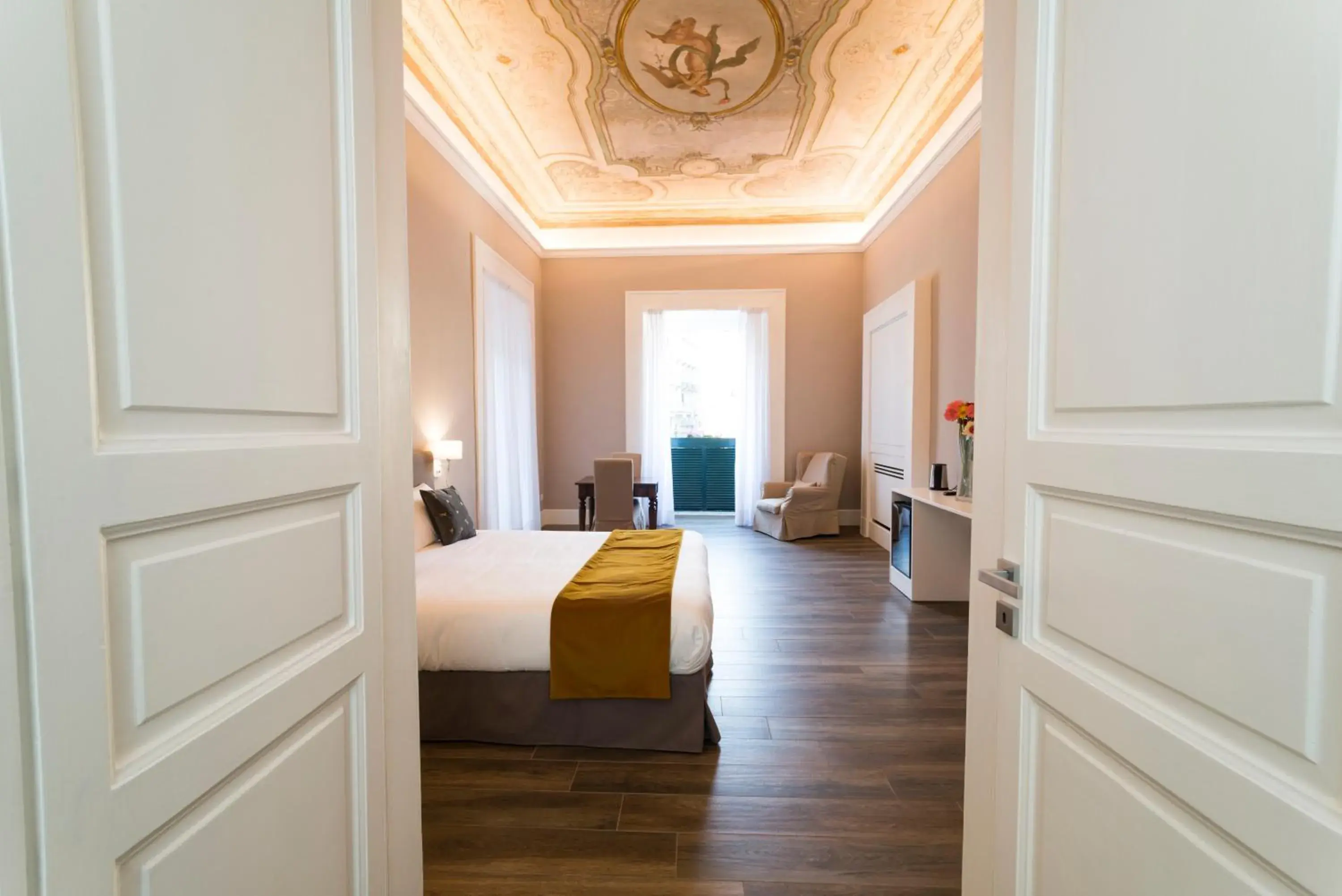 Superior Double or Twin Room in Foro Carolino S&B Superior Double or Twin Room in Foro Carolino S&B