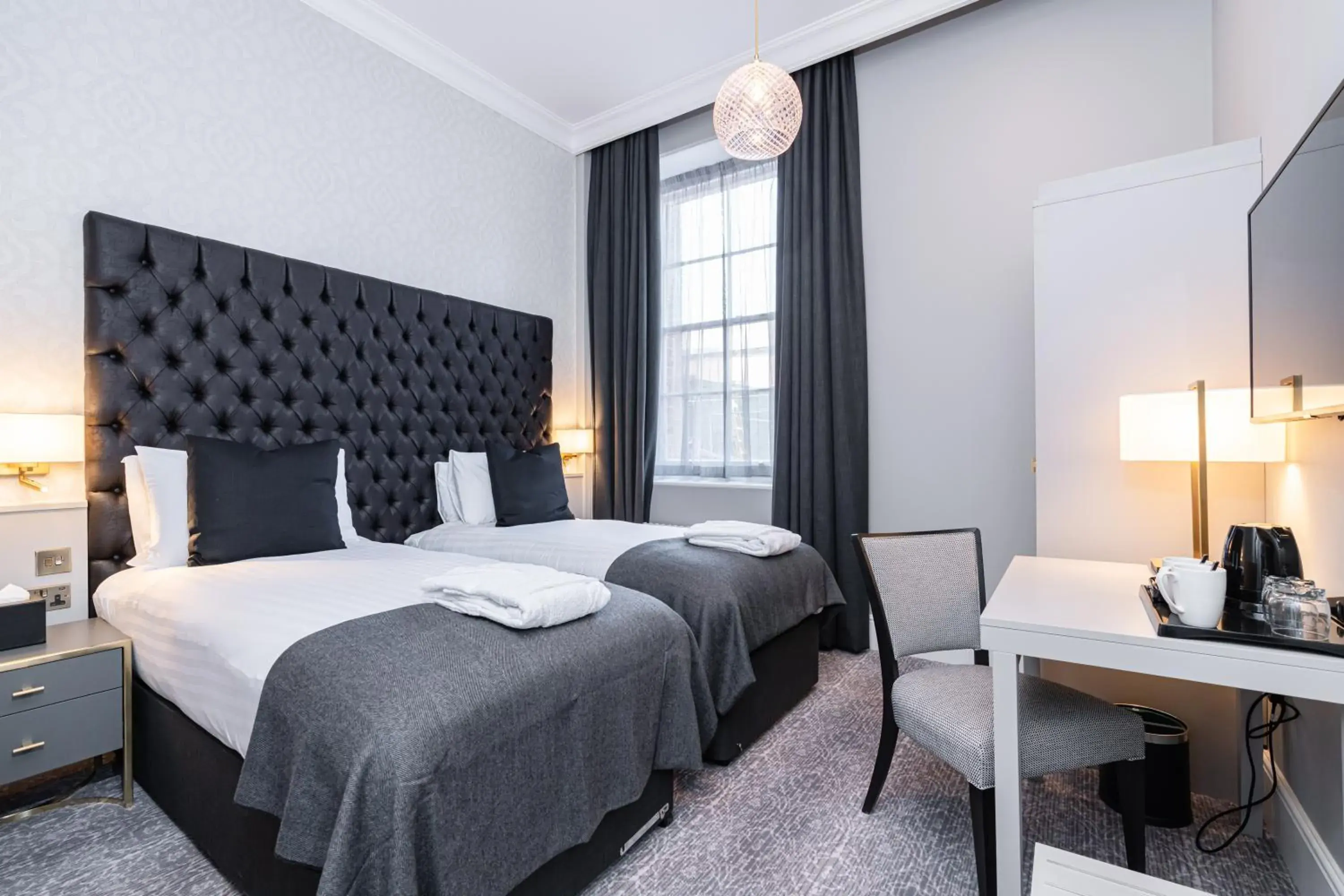 Mansion House Twin room in Easthampstead Park Mansion House Twin room in Easthampstead Park