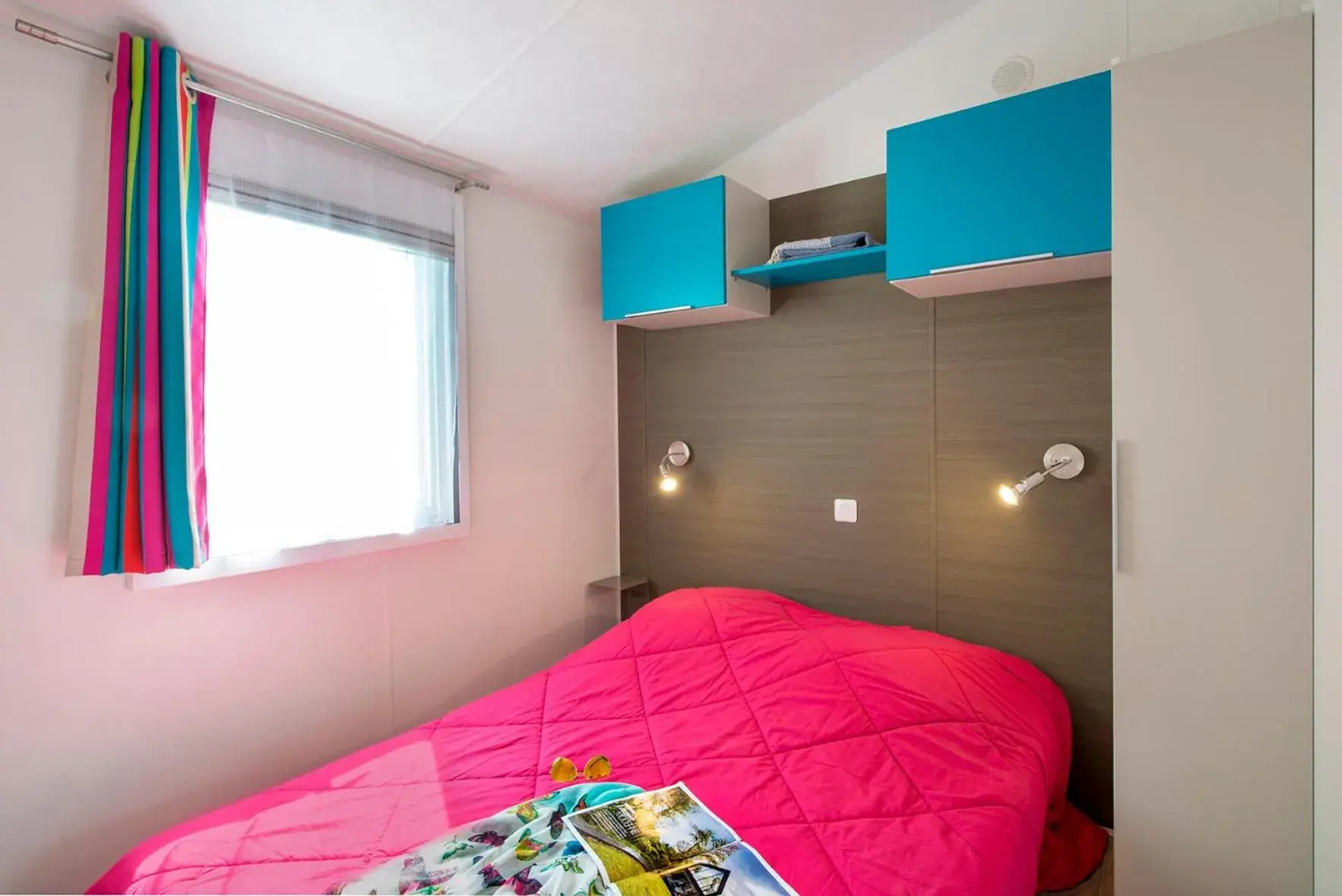 Mobile Home Quattro (8 people) in Camping L'Ocean Mobile Home Quattro (8 people) in Camping L'Ocean