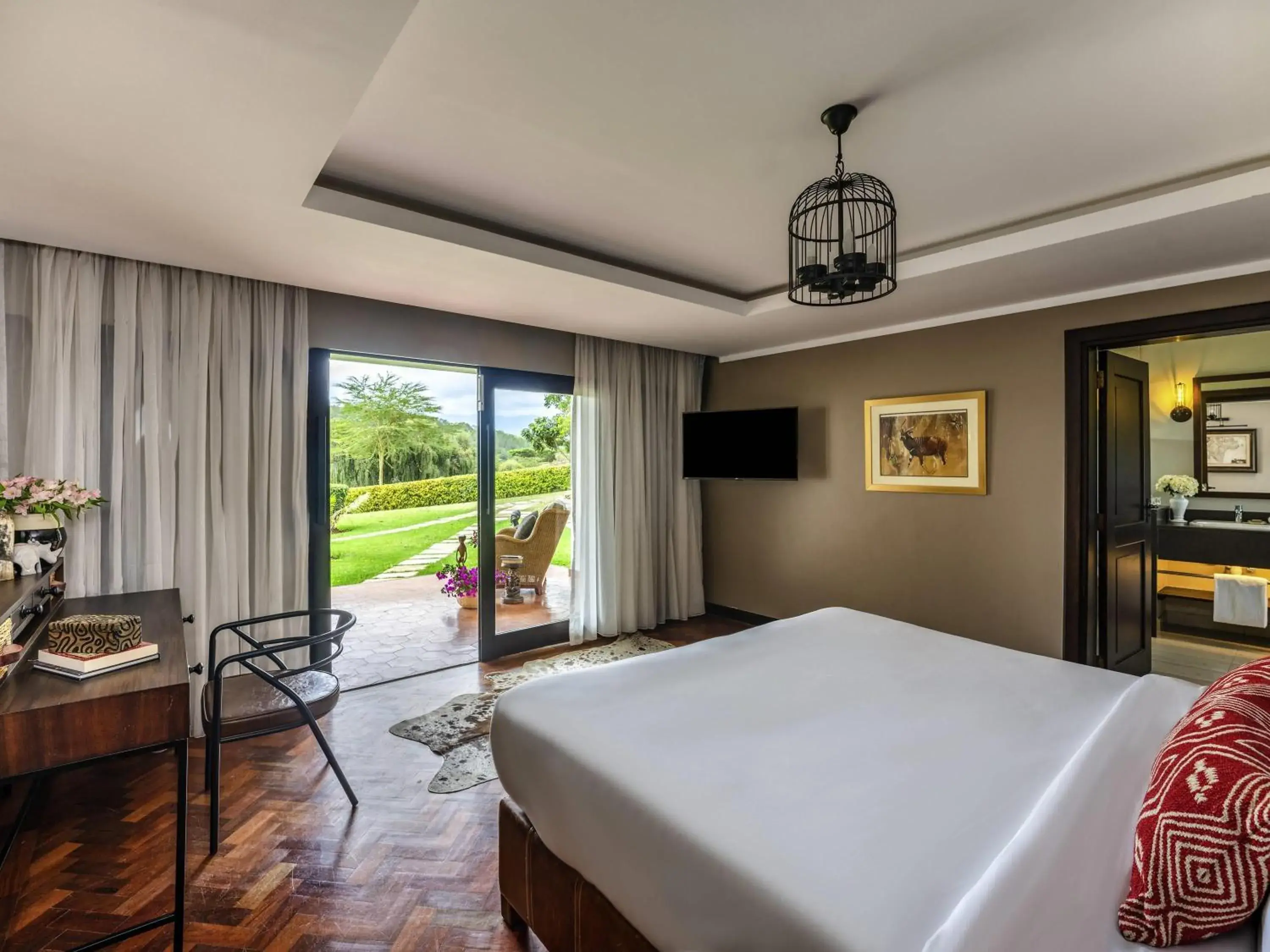 Villa - single occupancy - Batian in Fairmont Mount Kenya Safari Club Villa - single occupancy - Batian in Fairmont Mount Kenya Safari Club