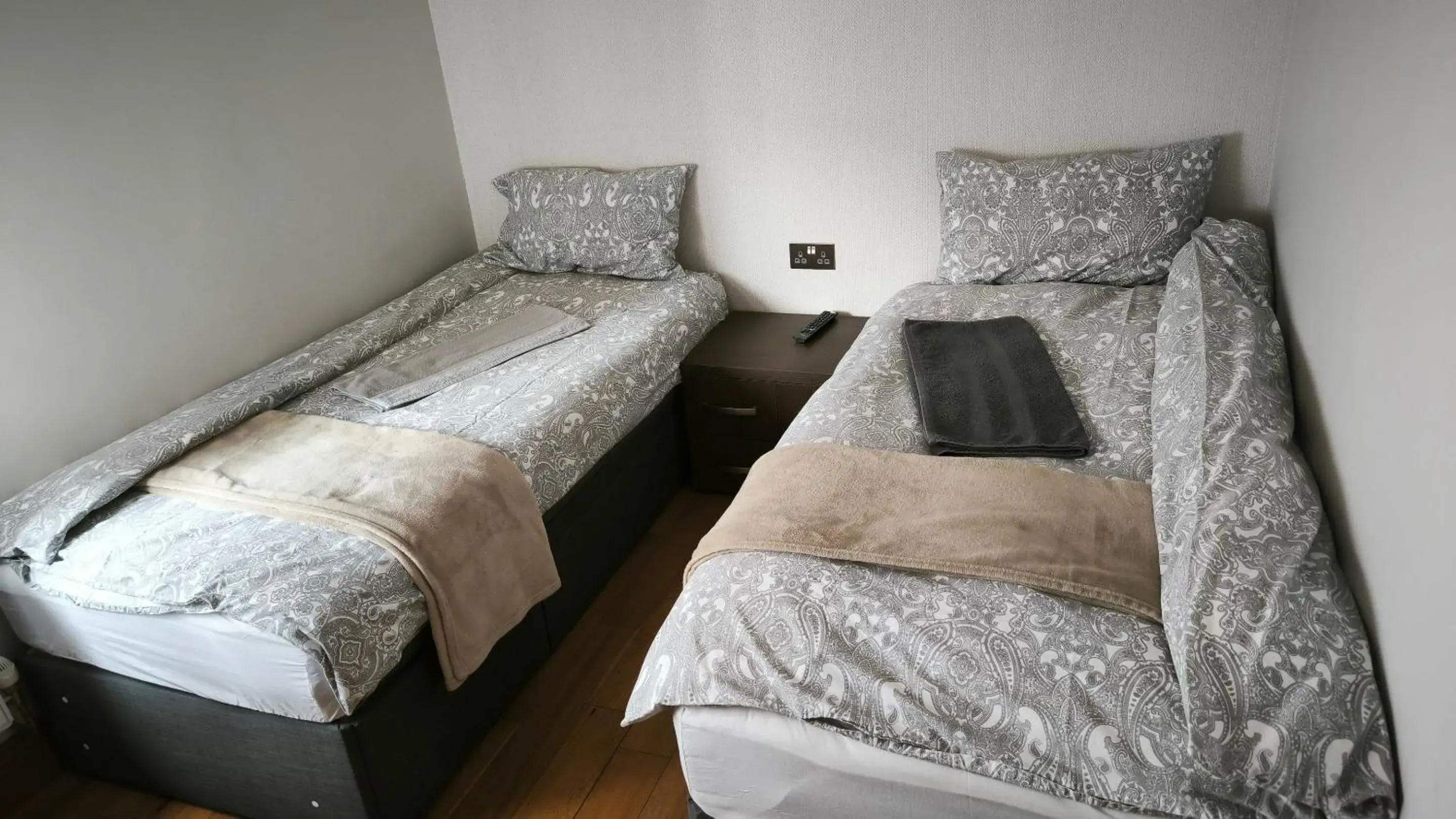 Deluxe Family Room in OYO The Kilburn Arms Deluxe Family Room in OYO The Kilburn Arms