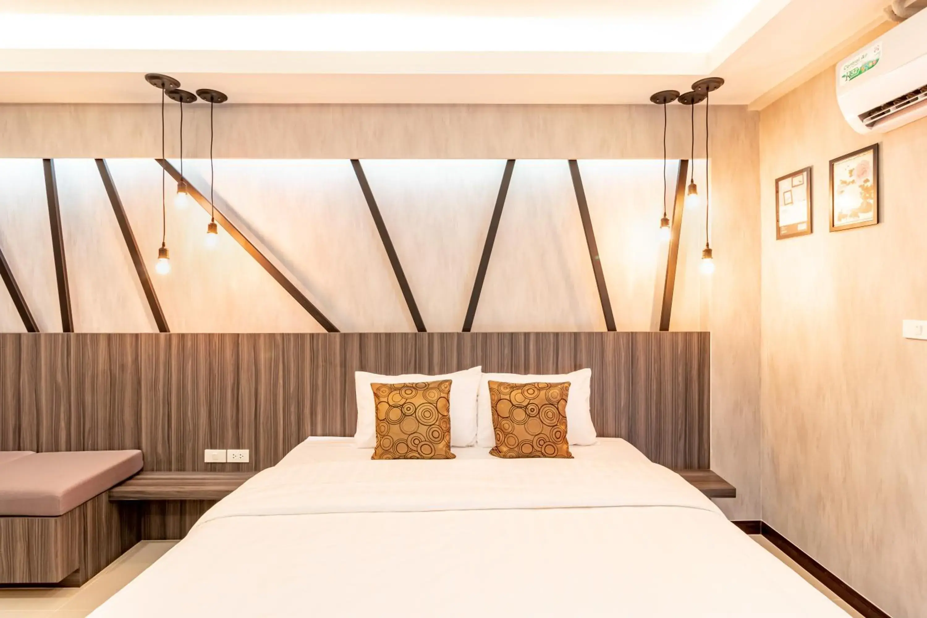 Suite in Tree Place Suite in Tree Place