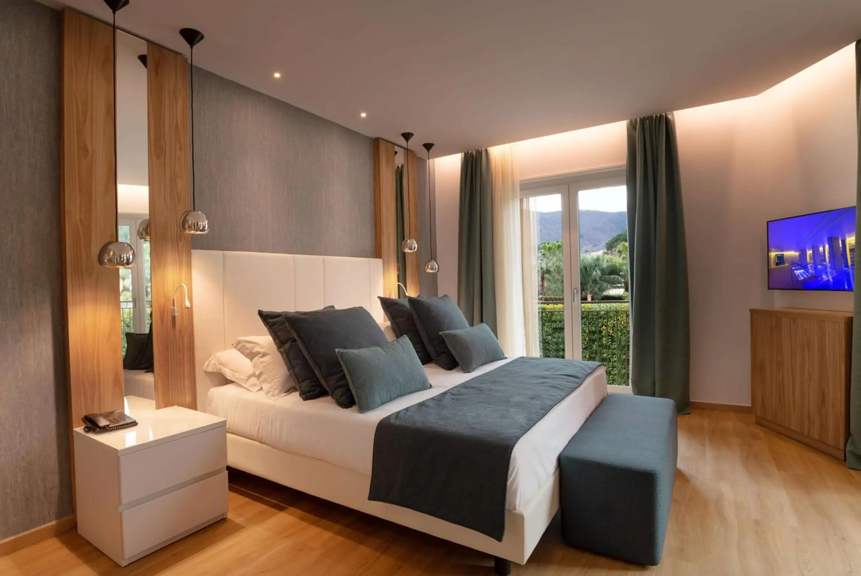 Queen Suite - single occupancy in San Severino Park Hotel & SPA, BW Signature Collection Queen Suite - single occupancy in San Severino Park Hotel & SPA, BW Signature Collection