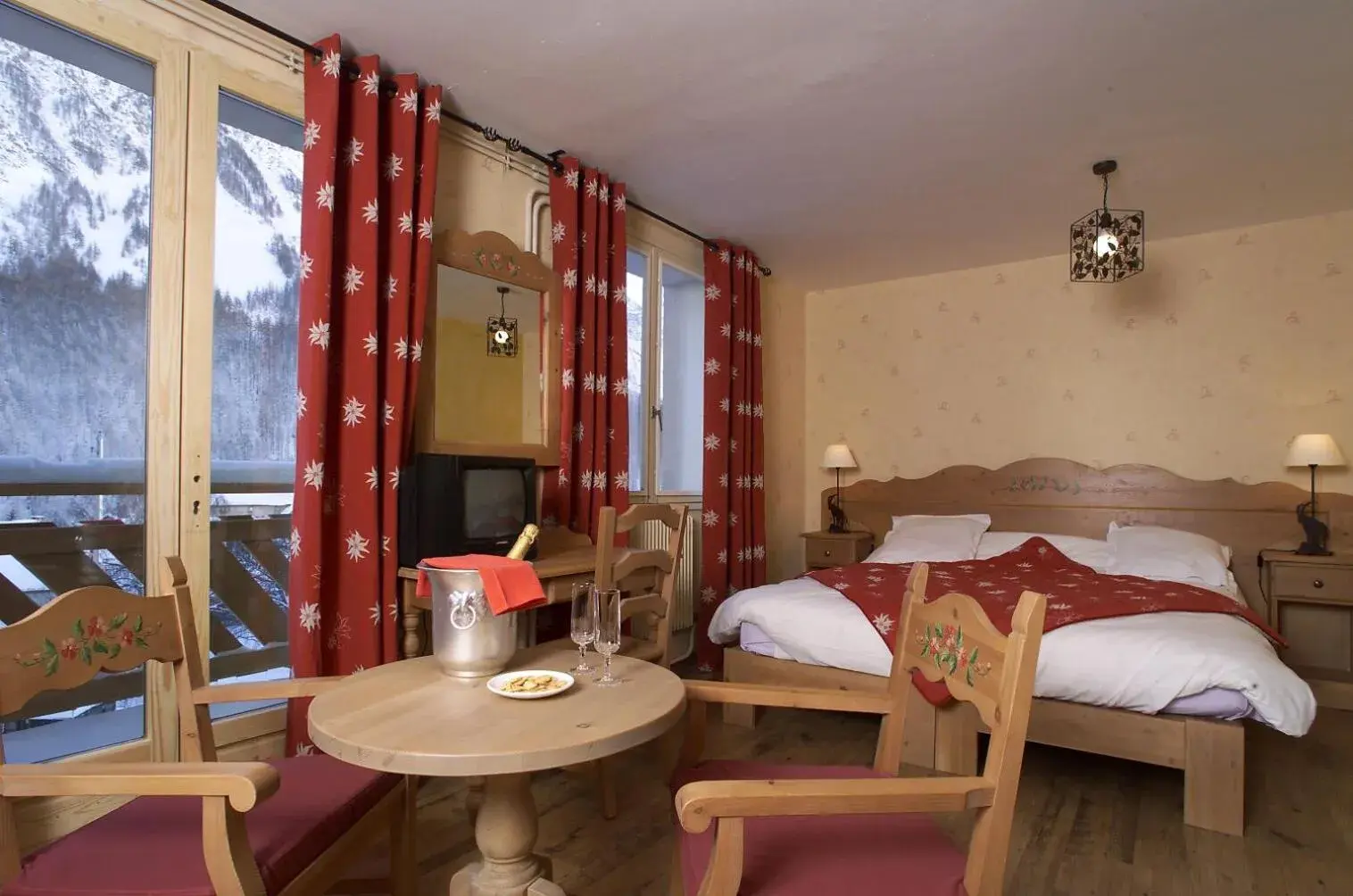 Junior Suite in Les Agneaux Junior Suite in Les Agneaux