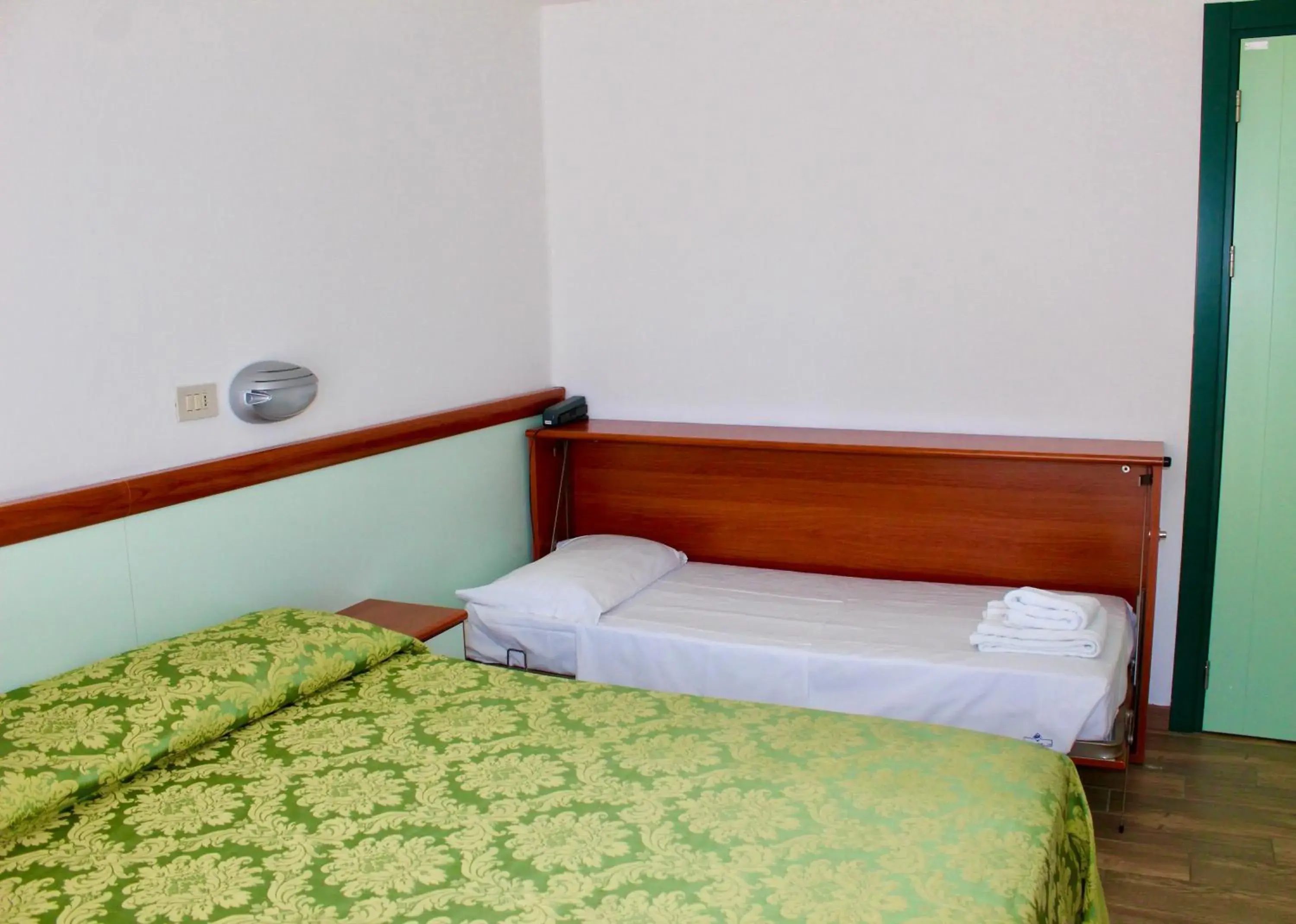 Triple Room in Hotel Cristina Triple Room in Hotel Cristina