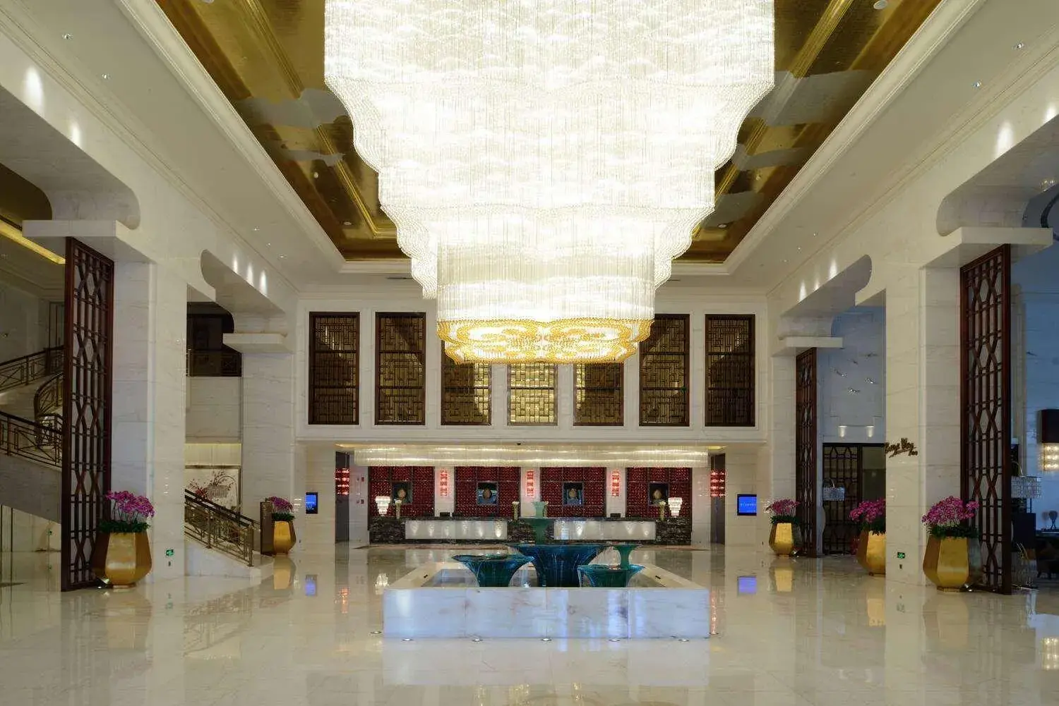 Wyndham Grand Plaza Royale Colorful Yunnan Wyndham Grand Plaza Royale Colorful Yunnan