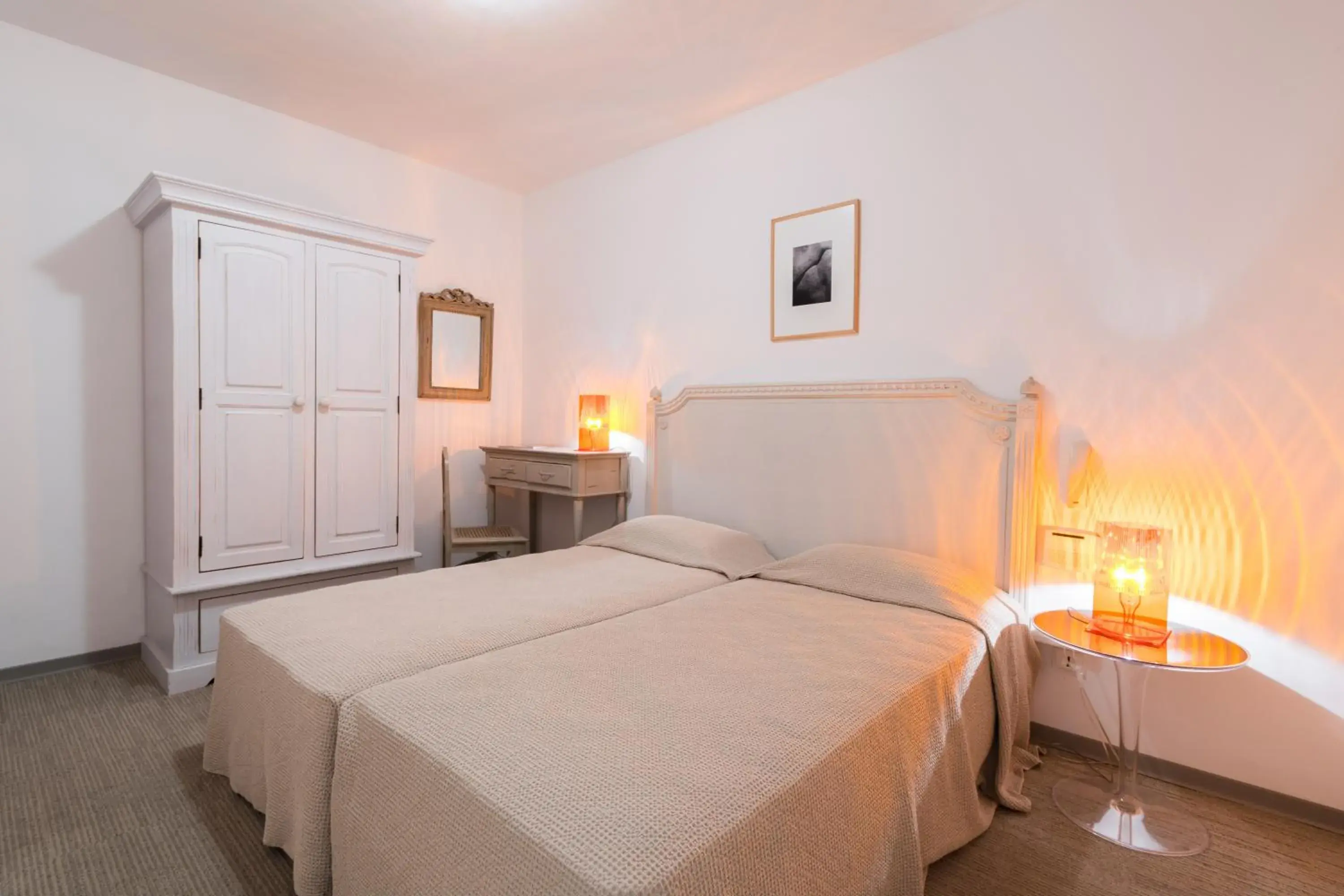 Family Room in Hotel Cala di l'Oru Family Room in Hotel Cala di l'Oru