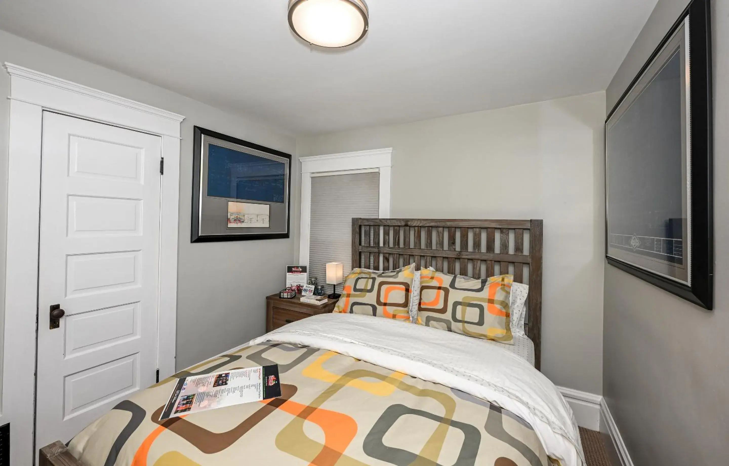 Queen Room in Berrodin Bed & Breakfast Queen Room in Berrodin Bed & Breakfast