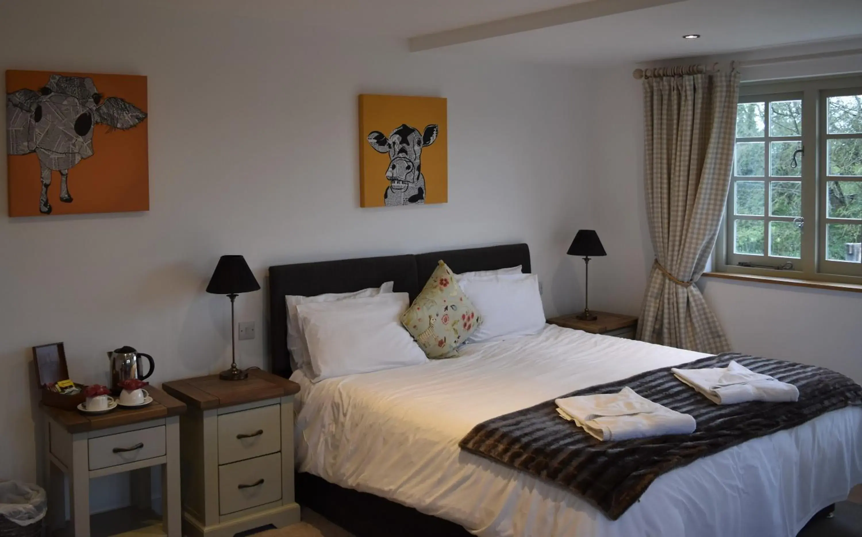 Superior Family Room in Three Horseshoes Country Inn Superior Family Room in Three Horseshoes Country Inn