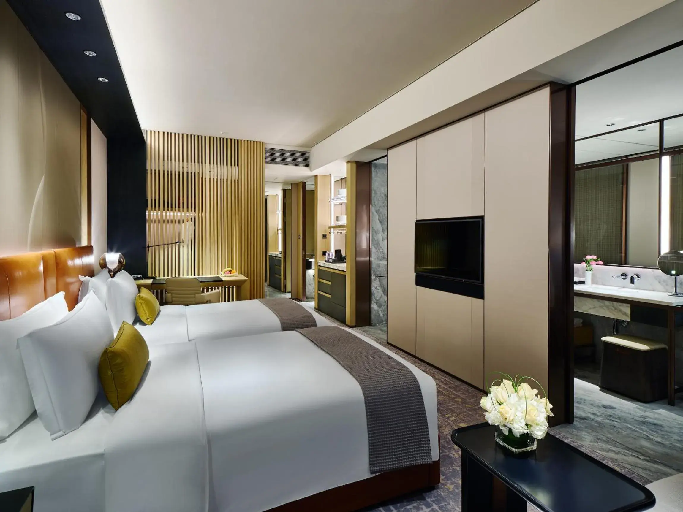 Classic Twin Room in InterContinental Zhuhai by IHG Classic Twin Room in InterContinental Zhuhai by IHG