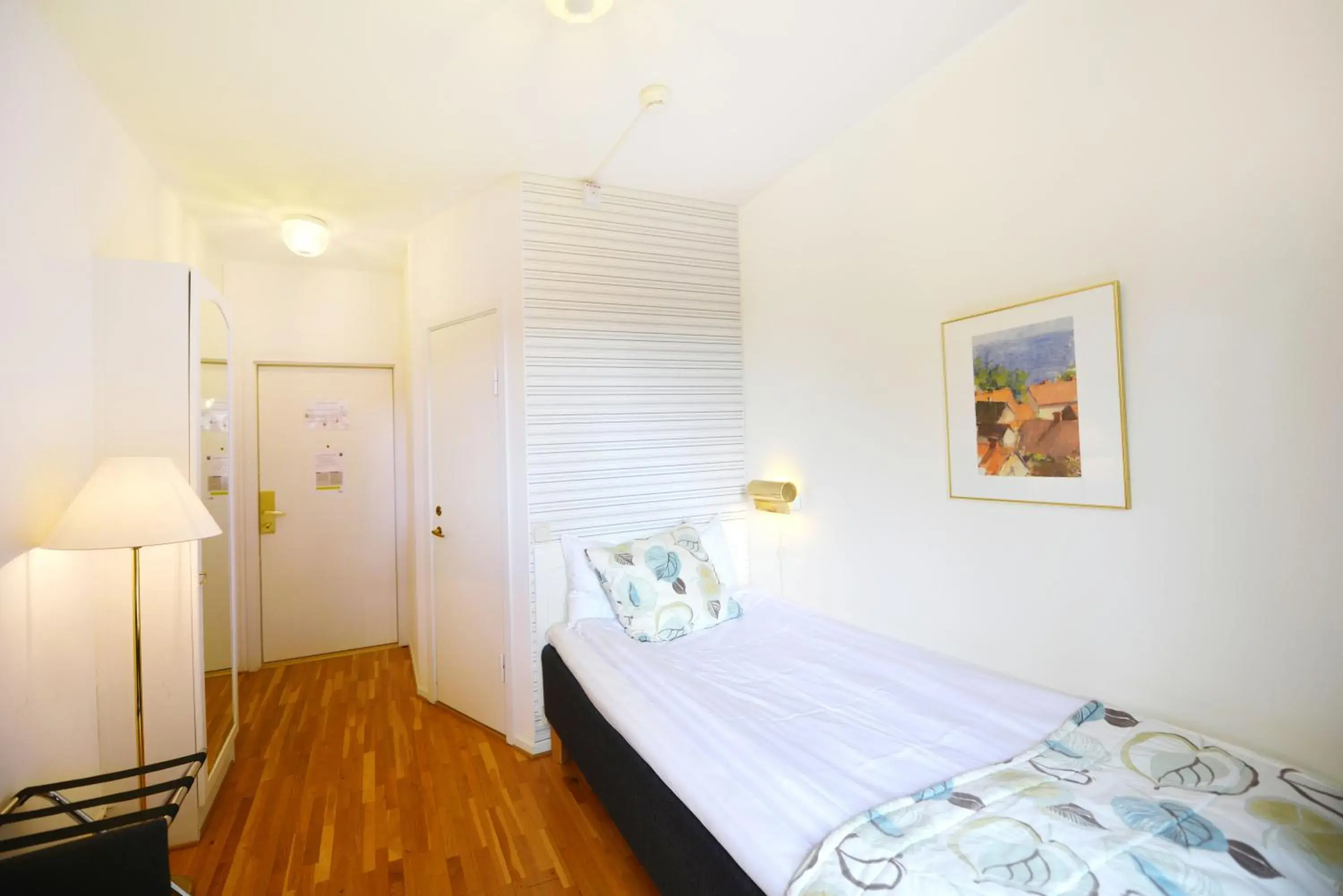 Single Room - Pet Friendly in Hotel Svea, BW Signature Collection Single Room - Pet Friendly in Hotel Svea, BW Signature Collection