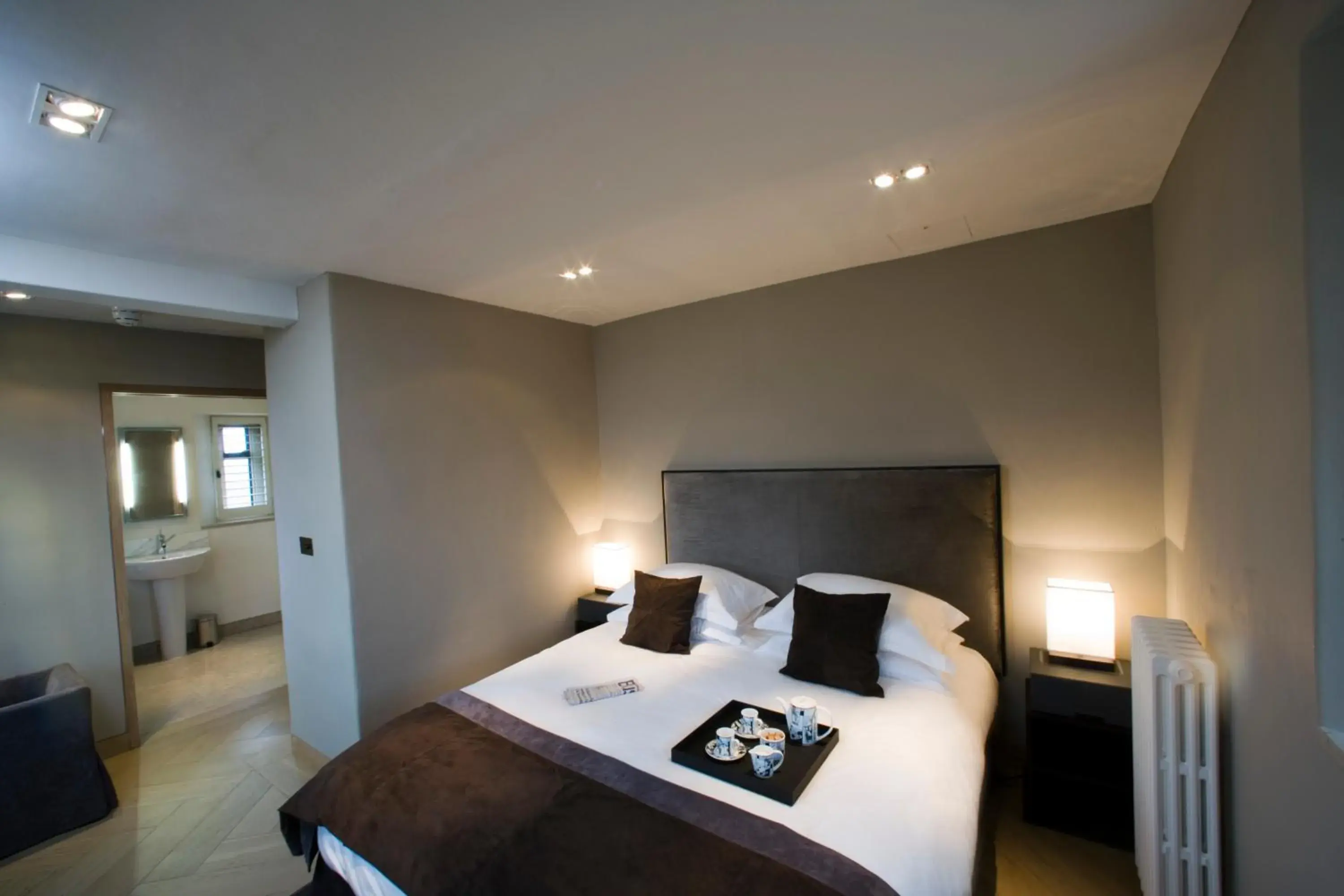 Deluxe Double or Twin Room in Roch Castle Deluxe Double or Twin Room in Roch Castle