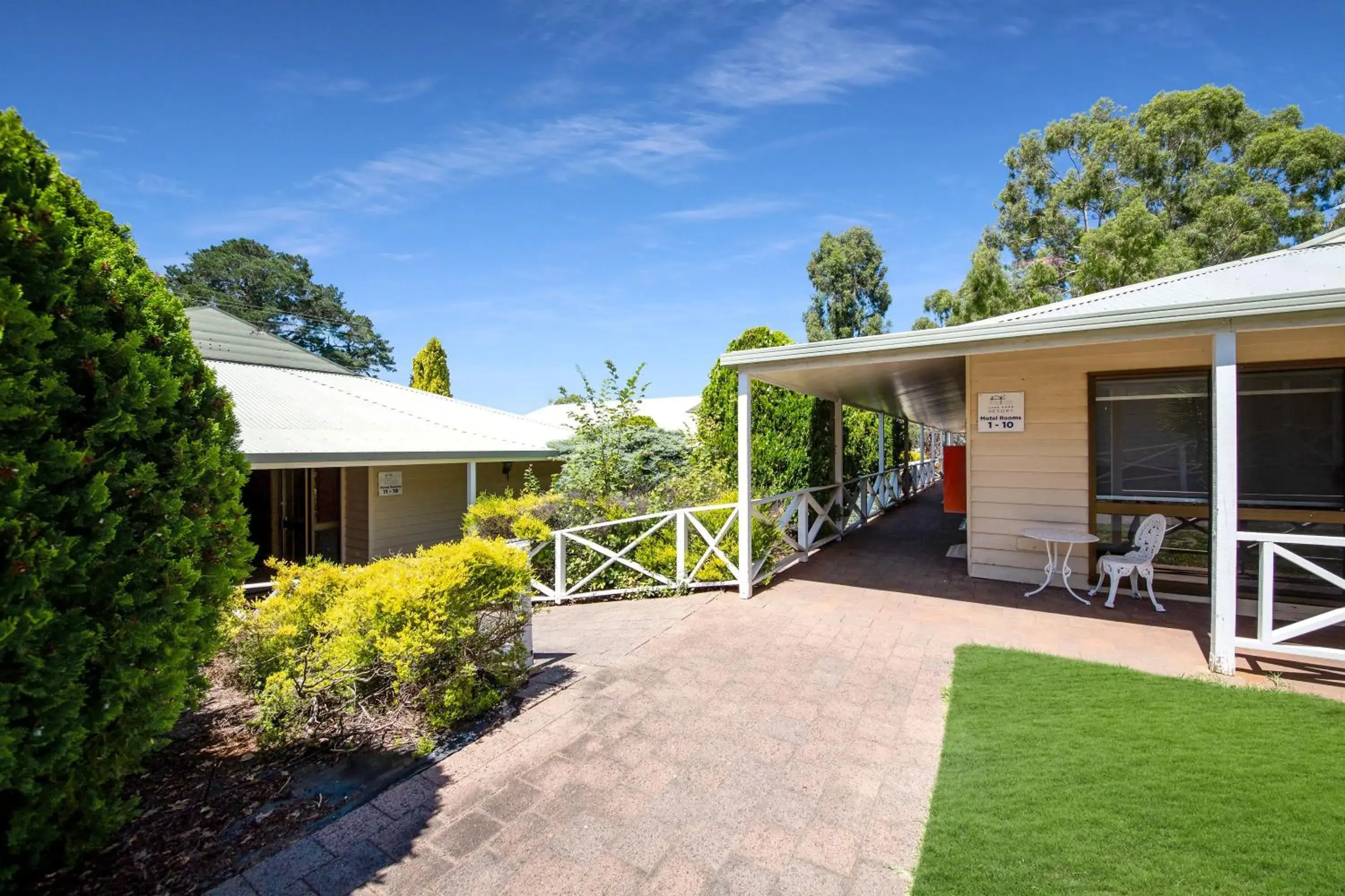 King Room in Lake Hume Resort King Room in Lake Hume Resort