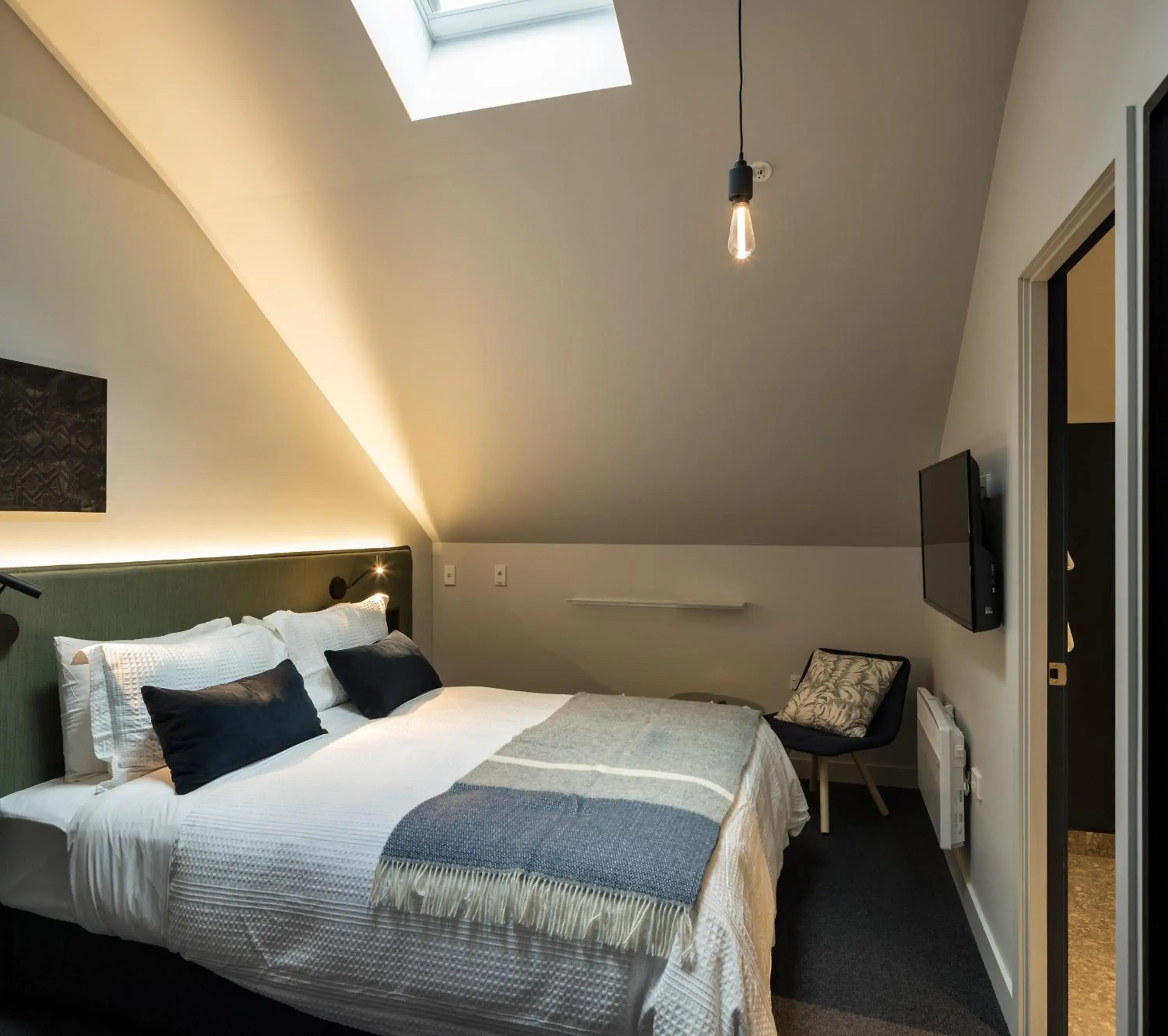 1 Bed Studio (no window no air-con) in The Chamberson 1 Bed Studio (no window no air-con) in The Chamberson