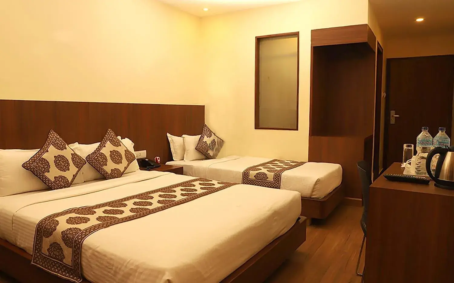 Family Room - single occupancy in Hotel Verandah Family Room - single occupancy in Hotel Verandah