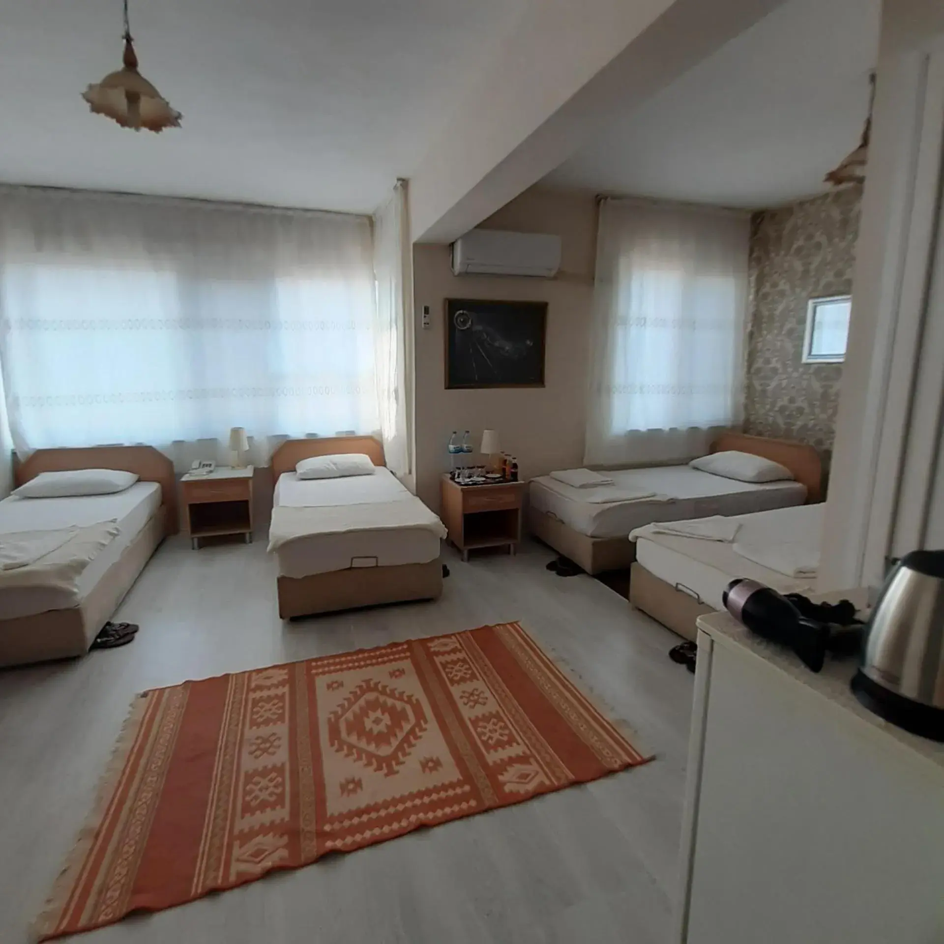Quadruple Room - single occupancy in SAYDAM OTEL Quadruple Room - single occupancy in SAYDAM OTEL