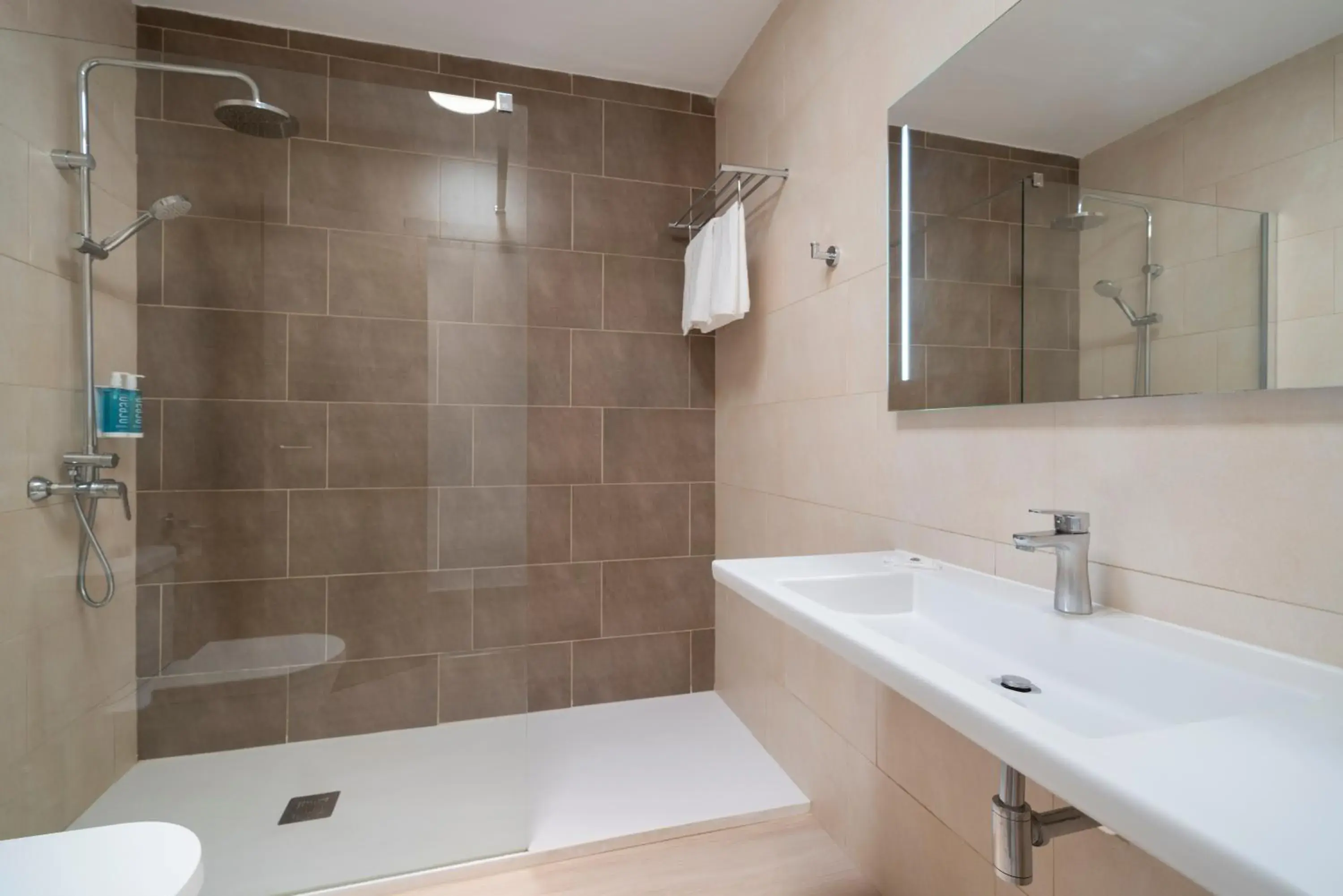 Two-Bedroom Apartment (4 Adults) in Apartamentos Santa Rosa Two-Bedroom Apartment (4 Adults) in Apartamentos Santa Rosa