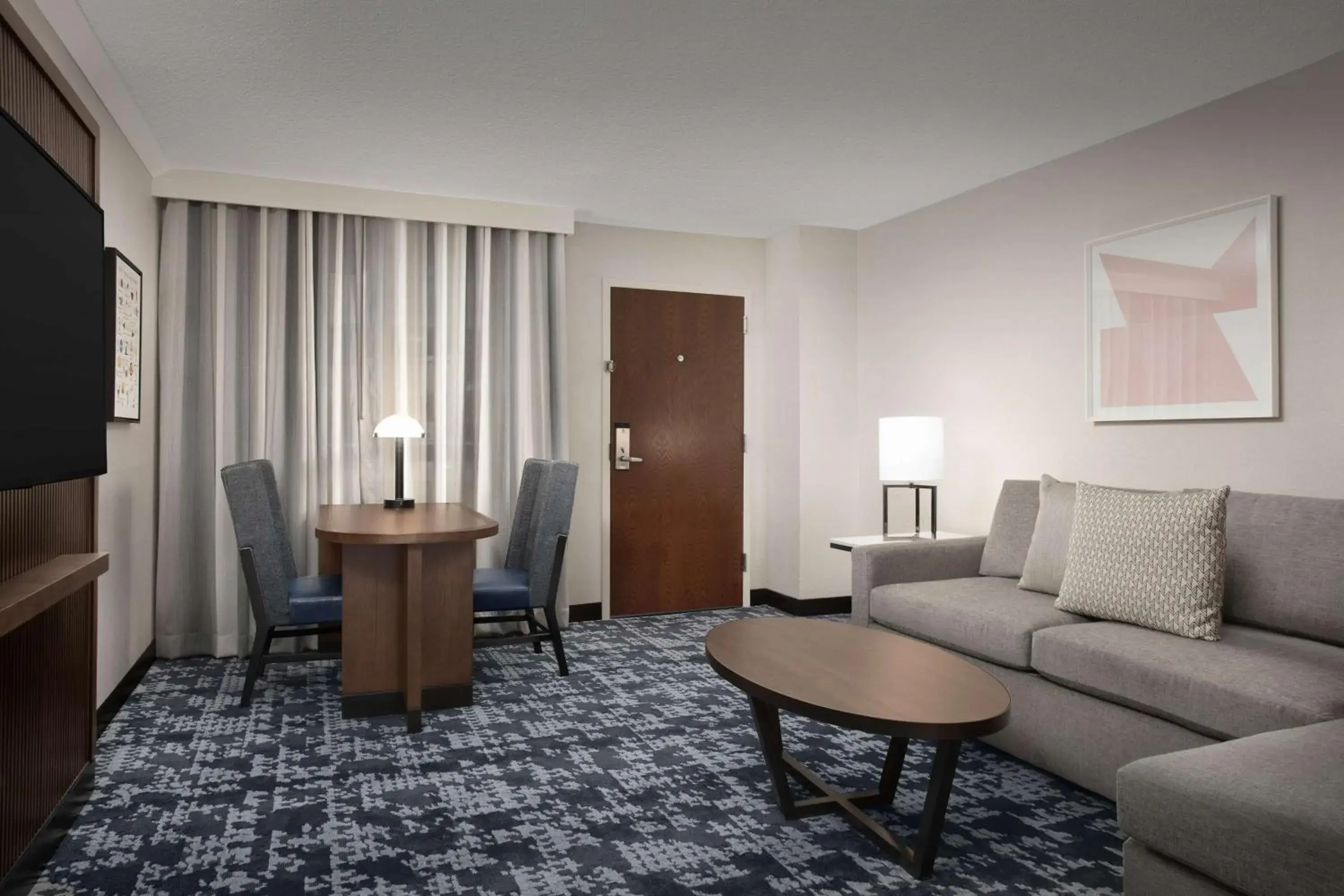 King Suite in Embassy Suites by Hilton Dallas Near the Galleria King Suite in Embassy Suites by Hilton Dallas Near the Galleria