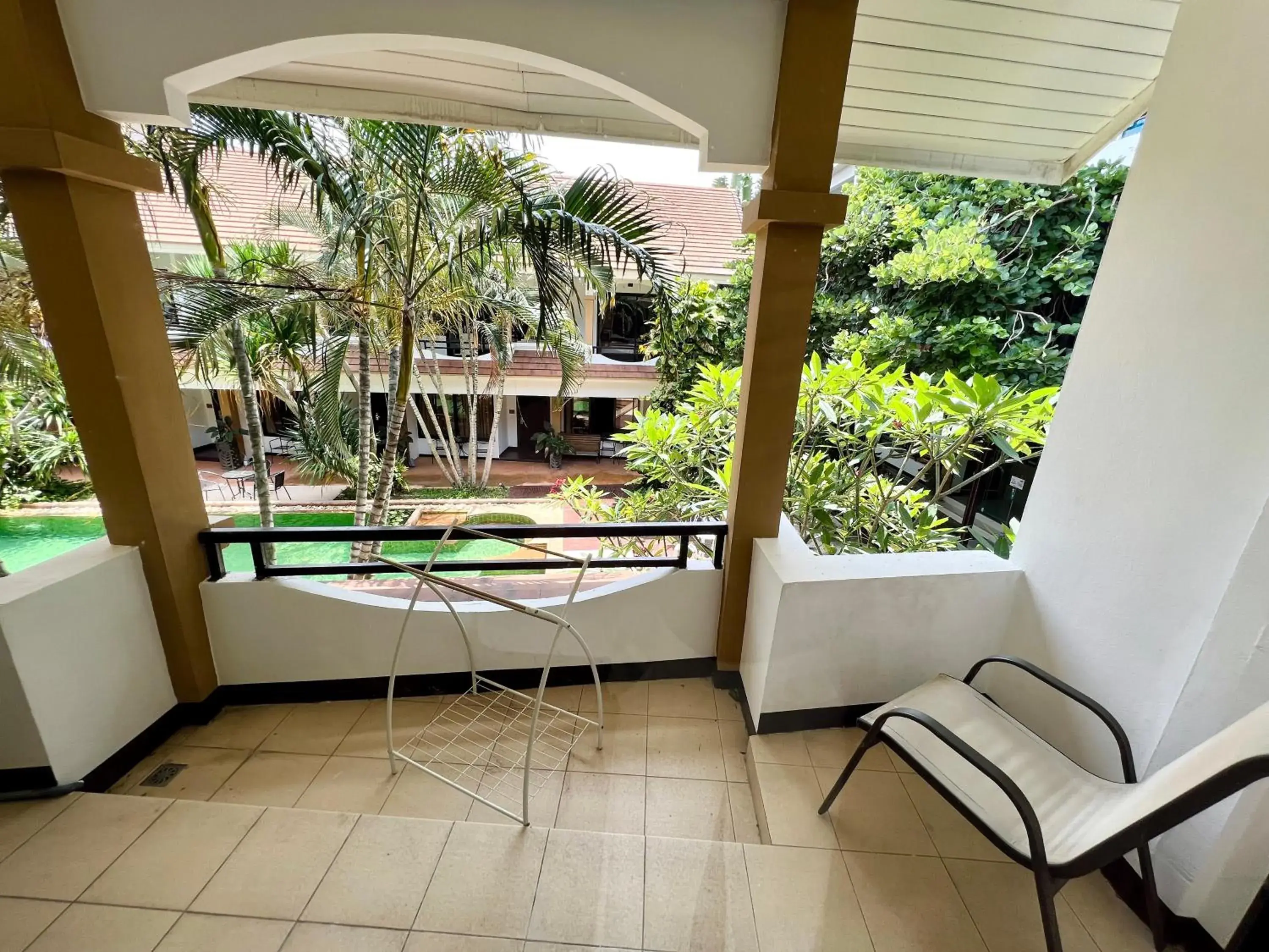 Grand Deluxe Twin Room with Private Terrace in Hotel La Villa Khon Kaen Grand Deluxe Twin Room with Private Terrace in Hotel La Villa Khon Kaen