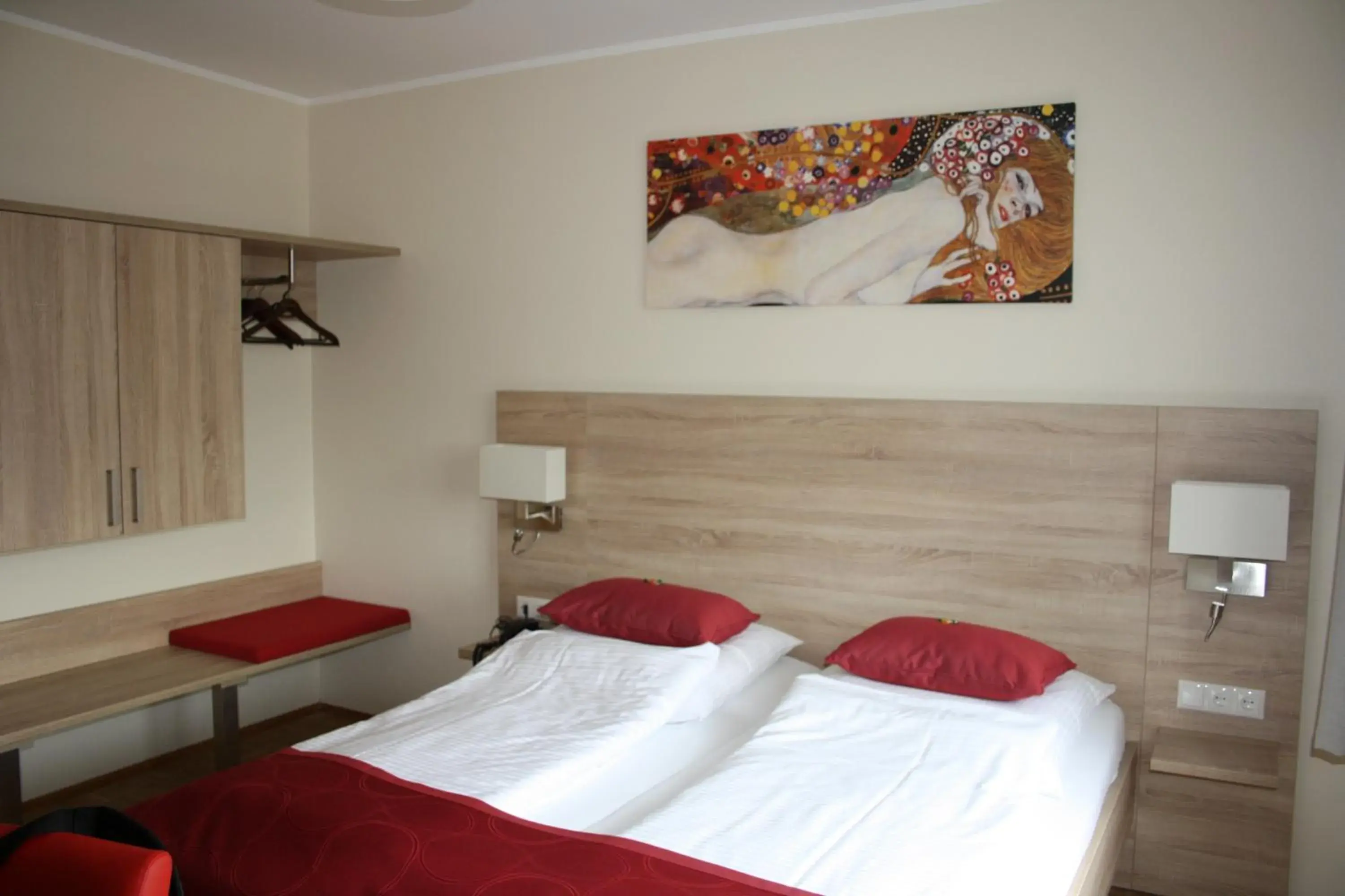 Comfort Double Room in Hotel Schwarzer Adler Comfort Double Room in Hotel Schwarzer Adler