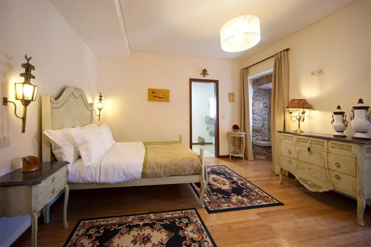 Double or Twin Room in Artvilla Double or Twin Room in Artvilla