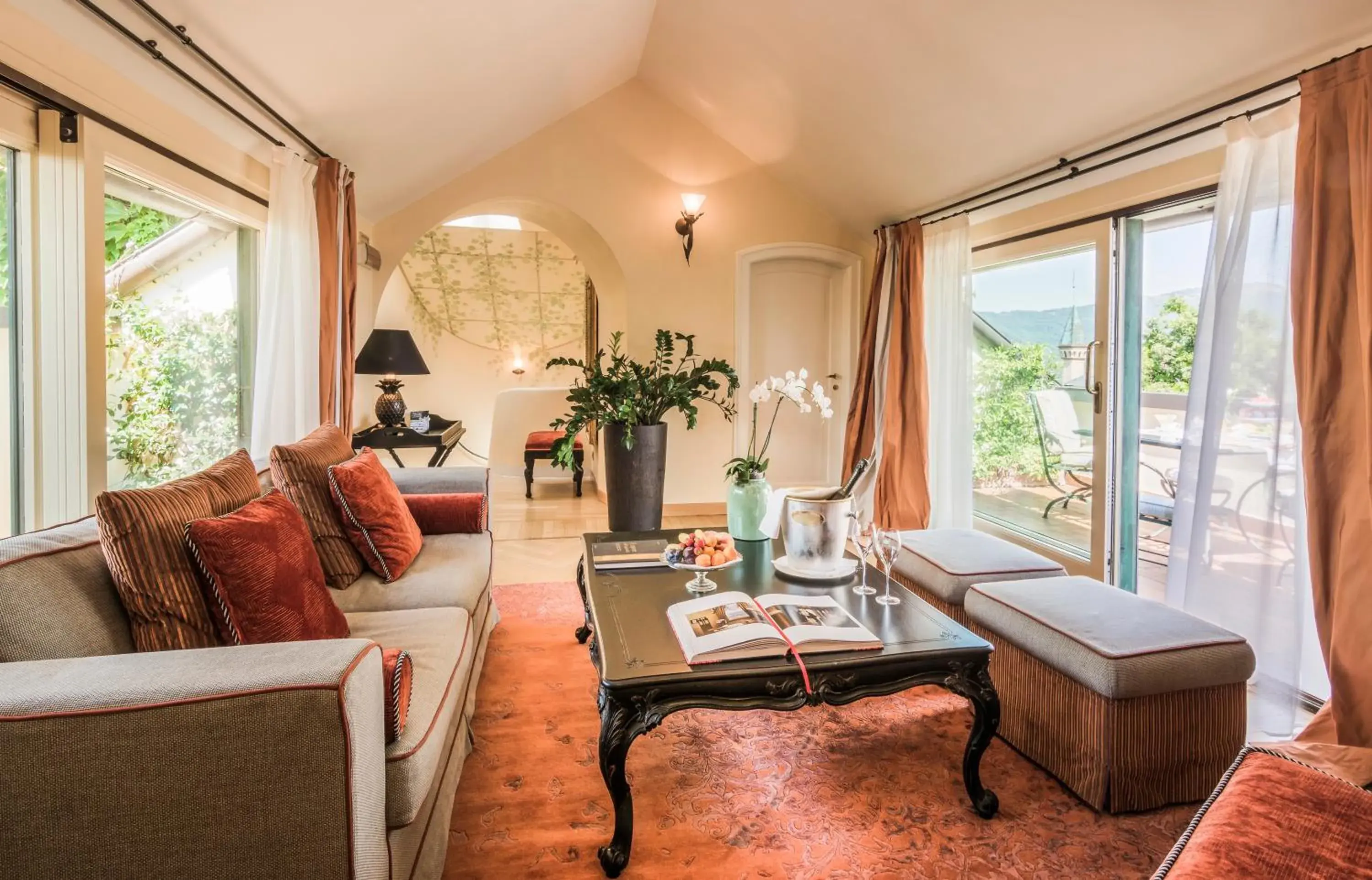 Executive Suite in L'Albereta Relais & Chateaux Executive Suite in L'Albereta Relais & Chateaux
