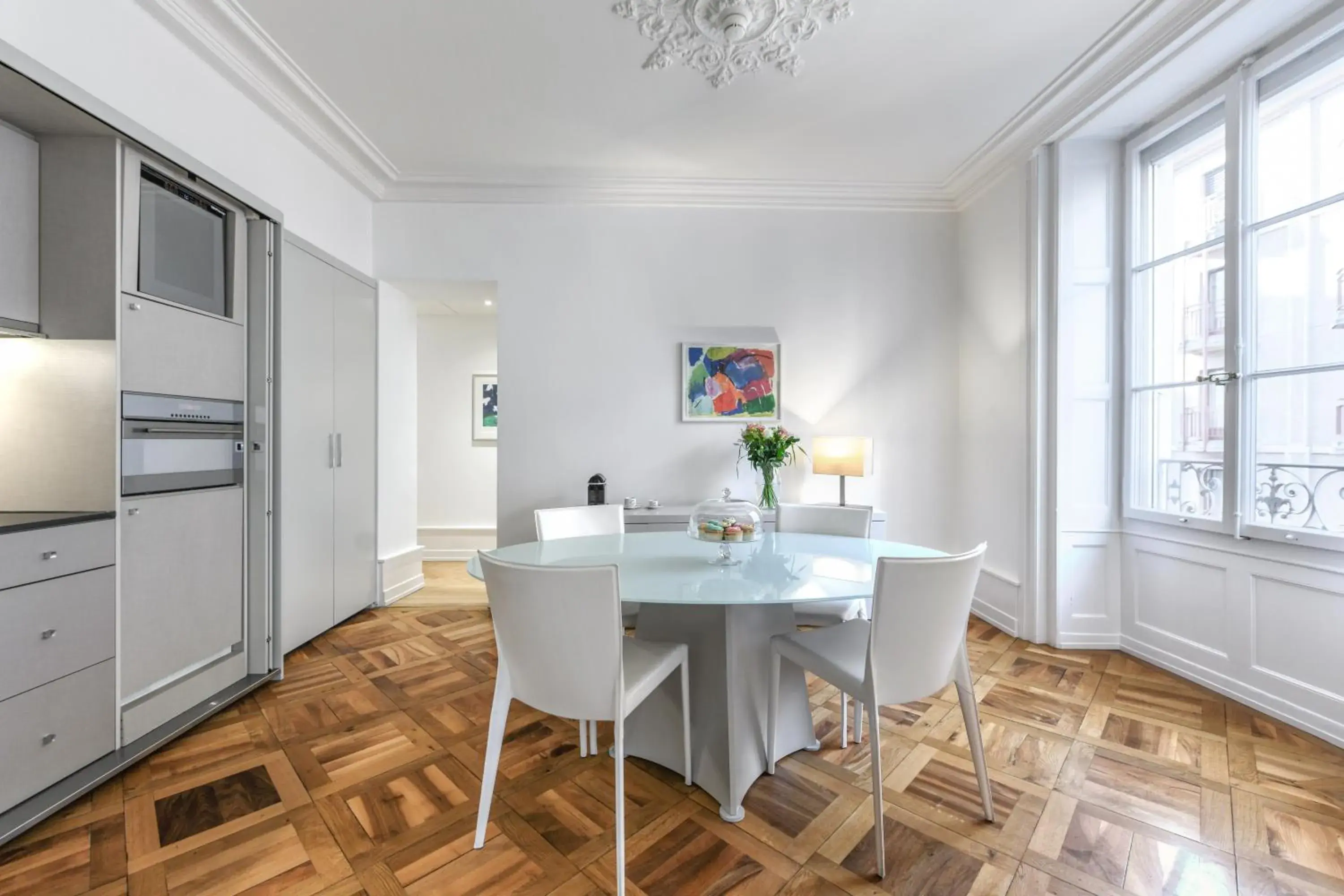 Two-Bedroom Apartment - Air-conditioned - 100 sqm in Swiss Luxury Apartments Geneva Two-Bedroom Apartment - Air-conditioned - 100 sqm in Swiss Luxury Apartments Geneva