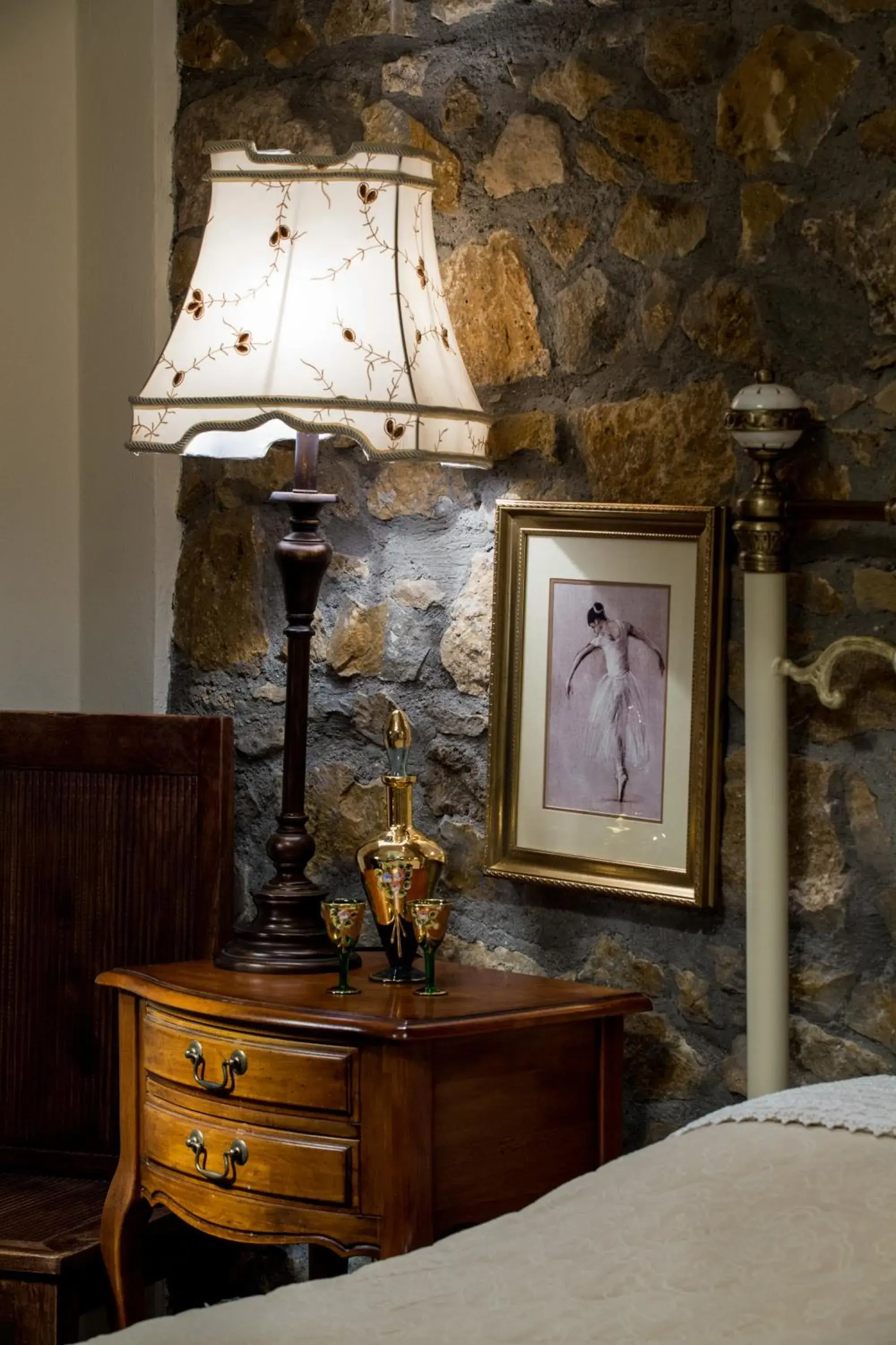 Superior Double Room with Fireplace in Atrion Highland Hotel Superior Double Room with Fireplace in Atrion Highland Hotel