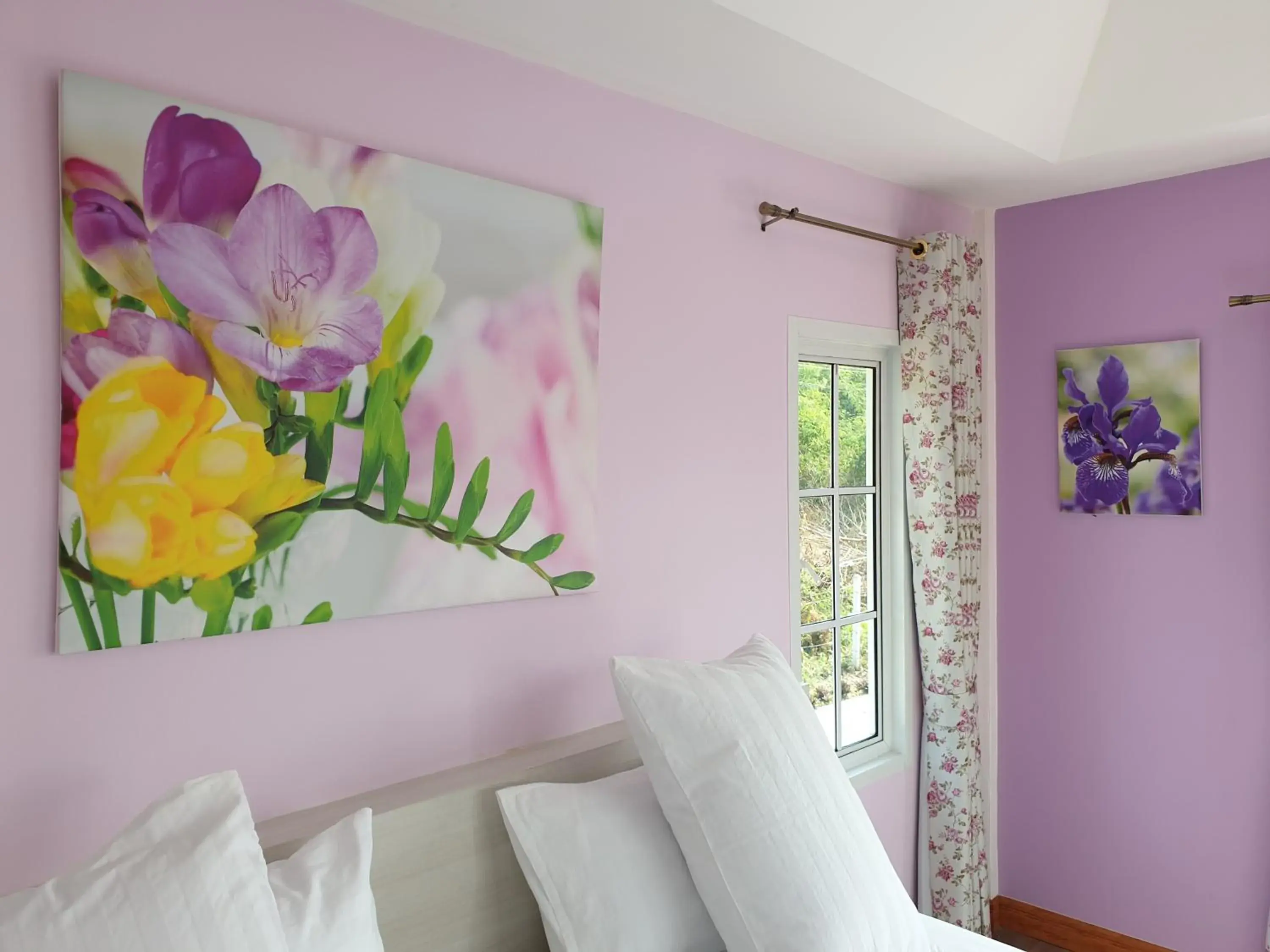 King Room with Balcony in Bunny Hill Resort King Room with Balcony in Bunny Hill Resort