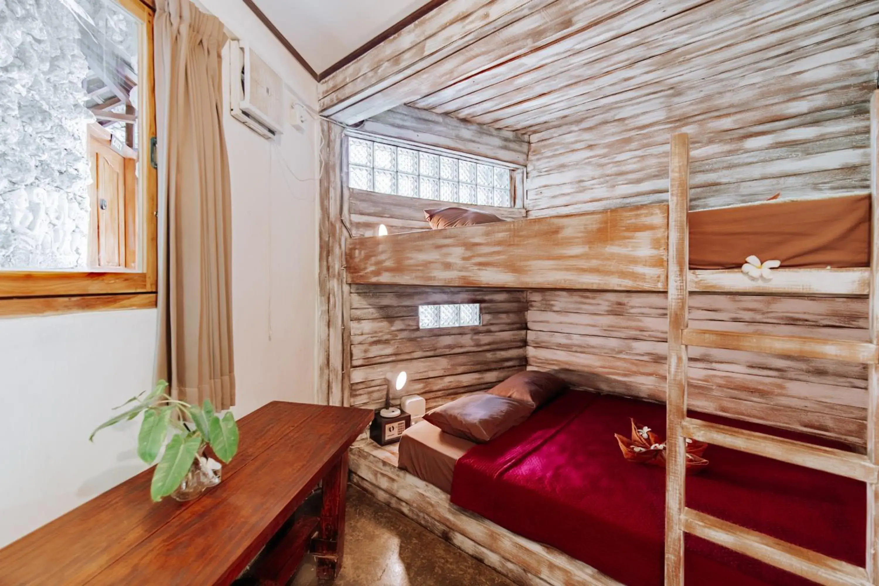 Double Room in The Onion Collective Double Room in The Onion Collective