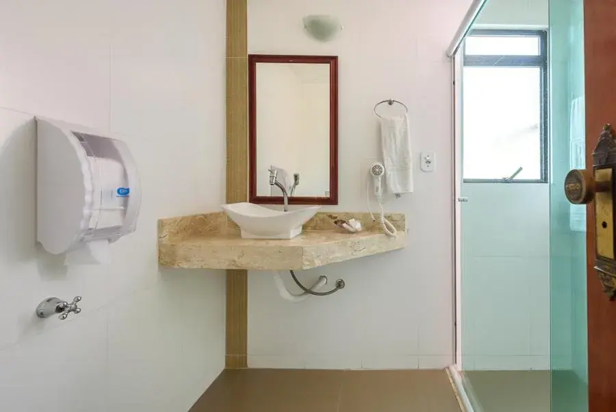 Single Room in Plaza Suite Hotel Single Room in Plaza Suite Hotel