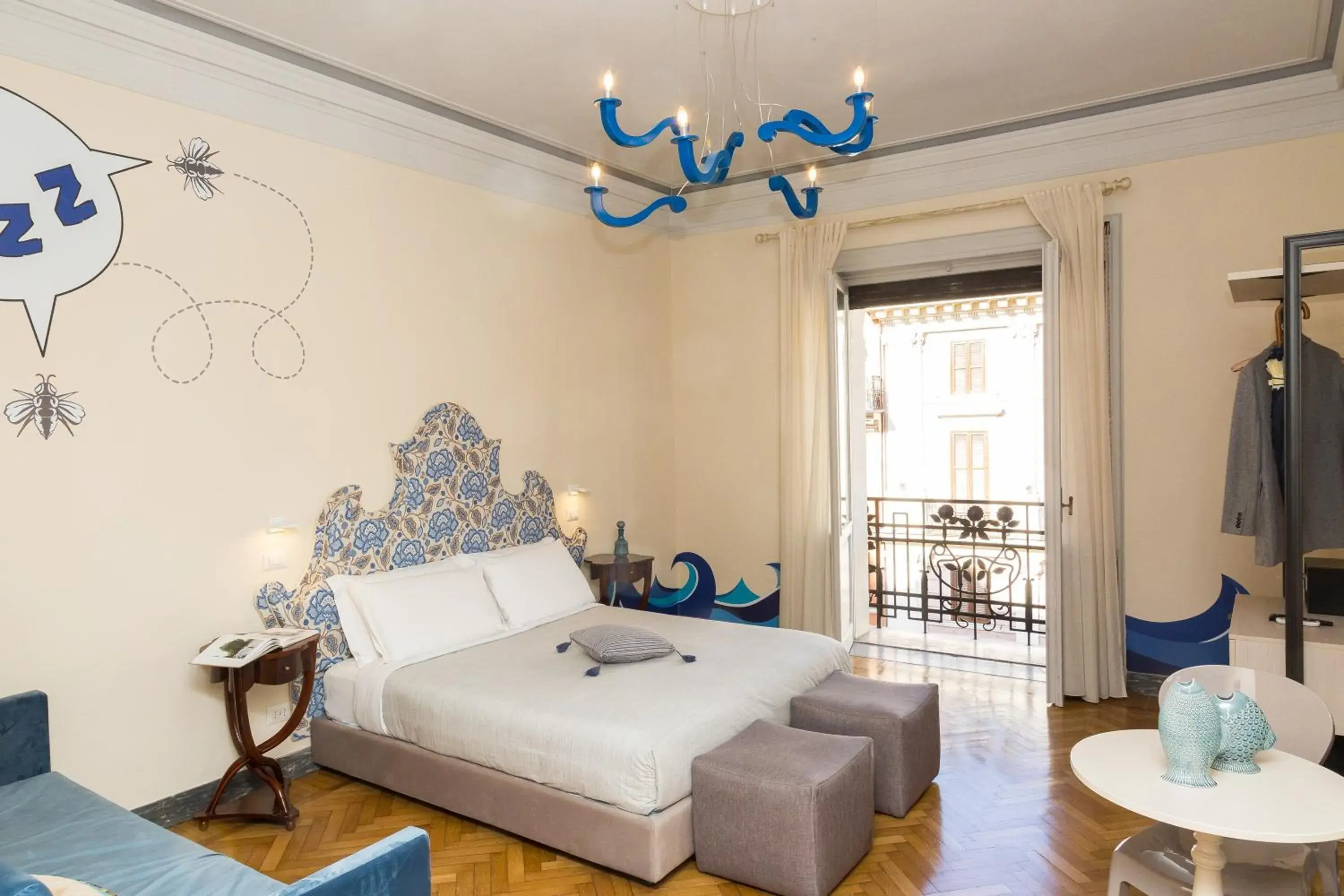 Deluxe Double Room in Tritone 125 Suite Deluxe Double Room in Tritone 125 Suite