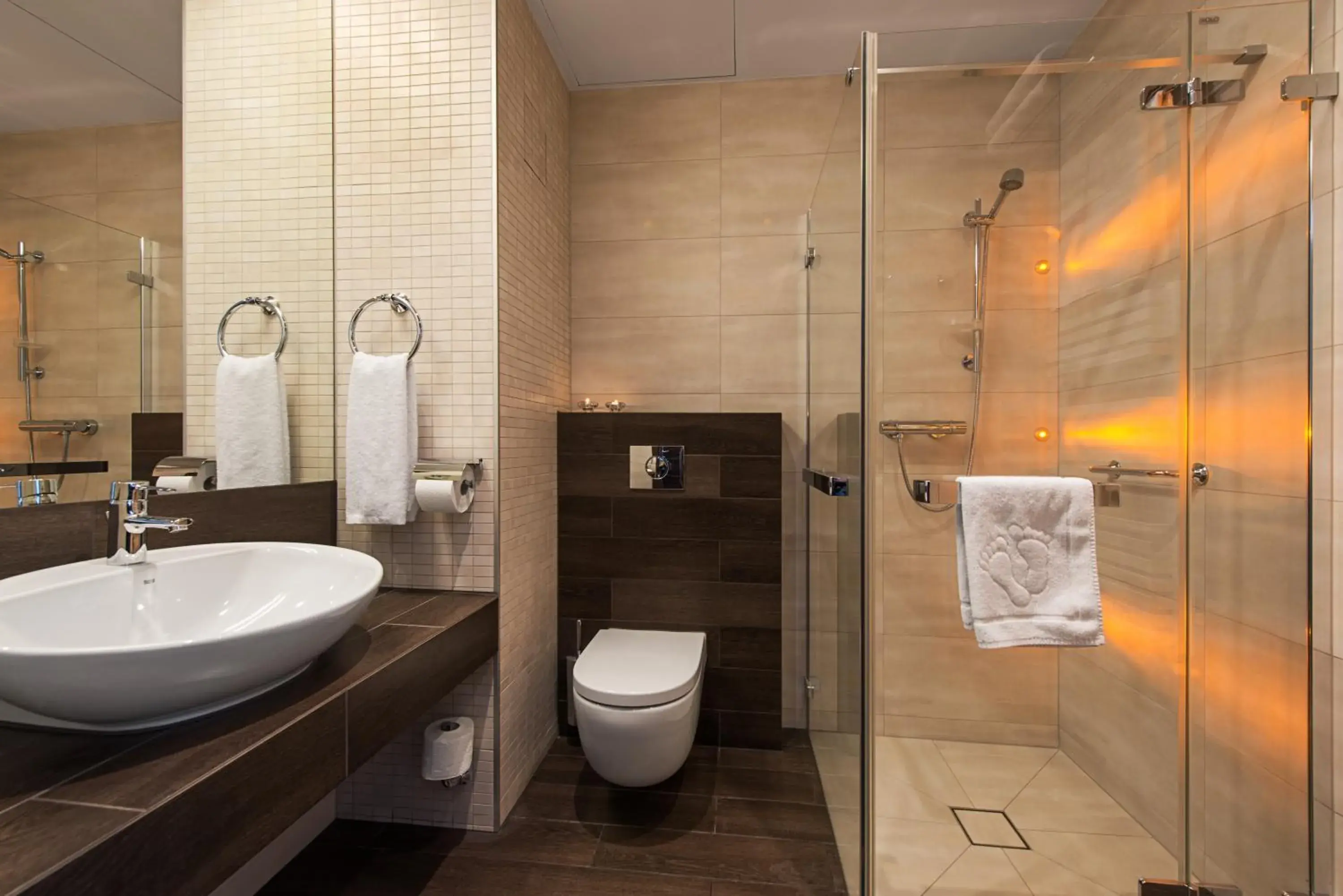 Standard Double or Twin Room in Hotel Różany Gaj - Destigo Hotels Standard Double or Twin Room in Hotel Różany Gaj - Destigo Hotels