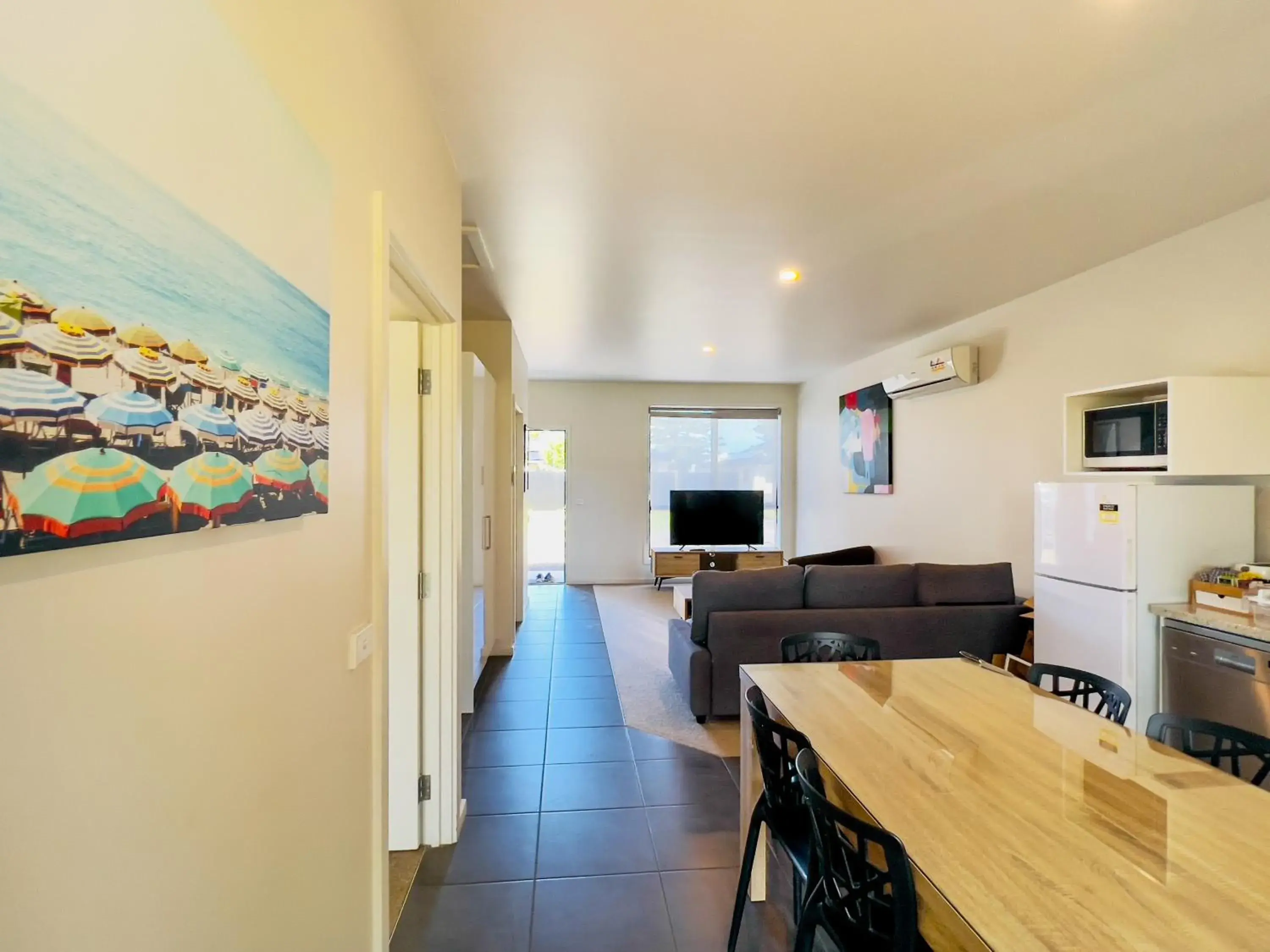 Self Contained Deluxe Two-Bedroom Unit - Disability Access in A1 Motels and Apartments Port Fairy Self Contained Deluxe Two-Bedroom Unit - Disability Access in A1 Motels and Apartments Port Fairy