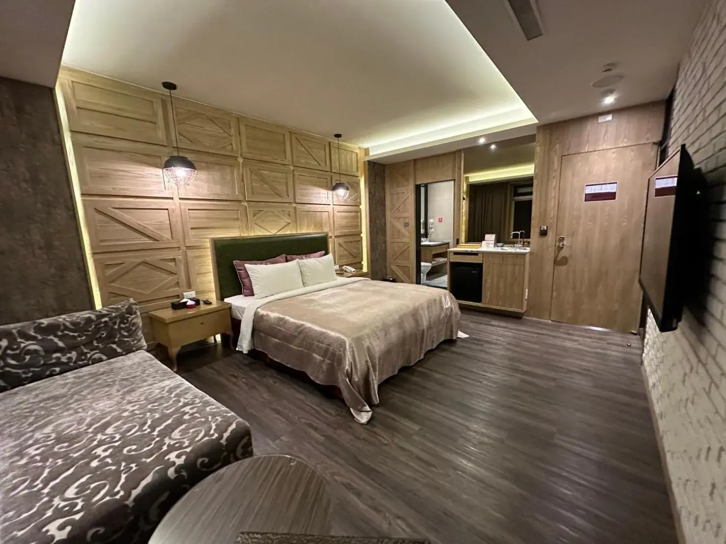 Standard Double Room in Song Xia Motel Standard Double Room in Song Xia Motel