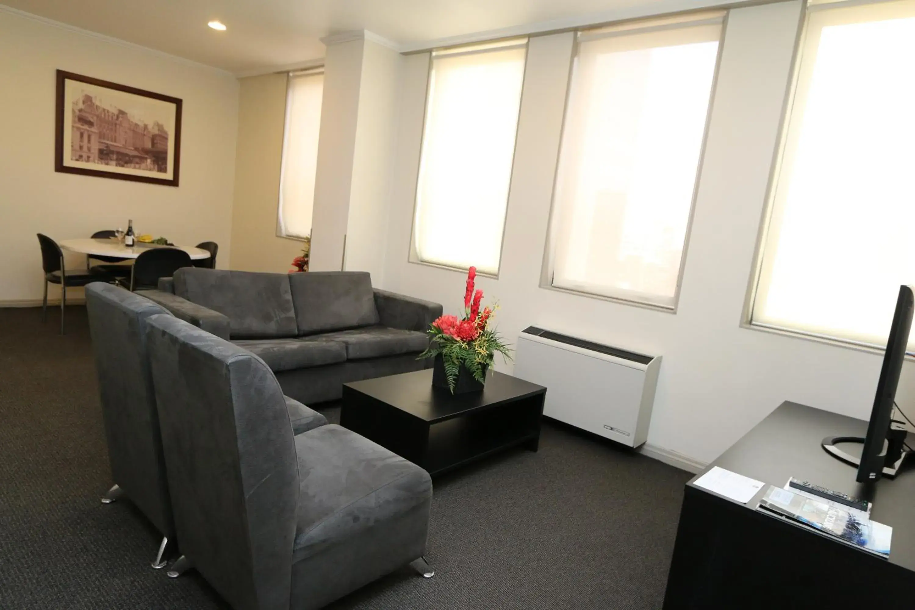 Too Suite in Edit Auckland Central Too Suite in Edit Auckland Central