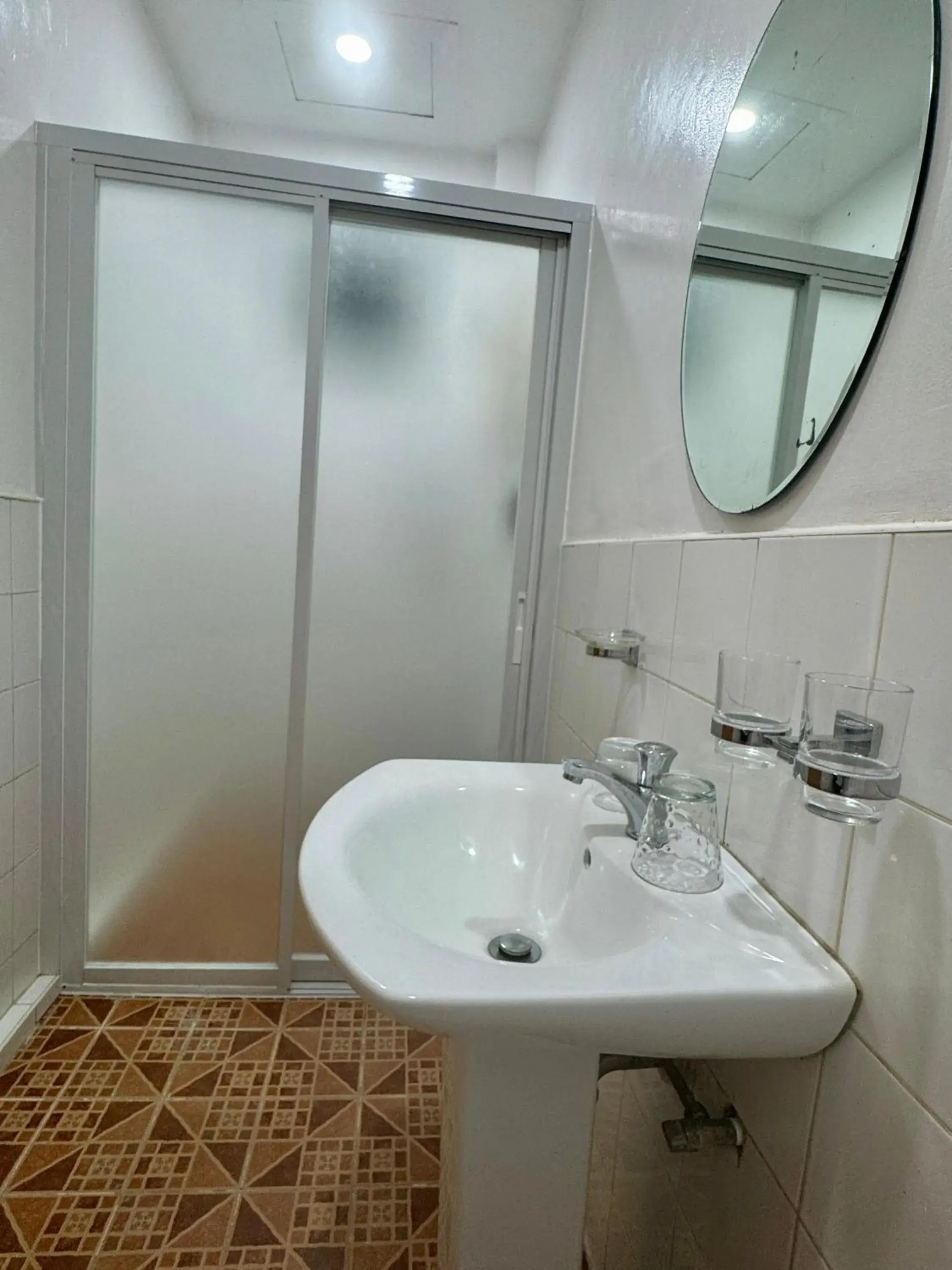 Deluxe Family Room in Ocean Breeze Inn Deluxe Family Room in Ocean Breeze Inn