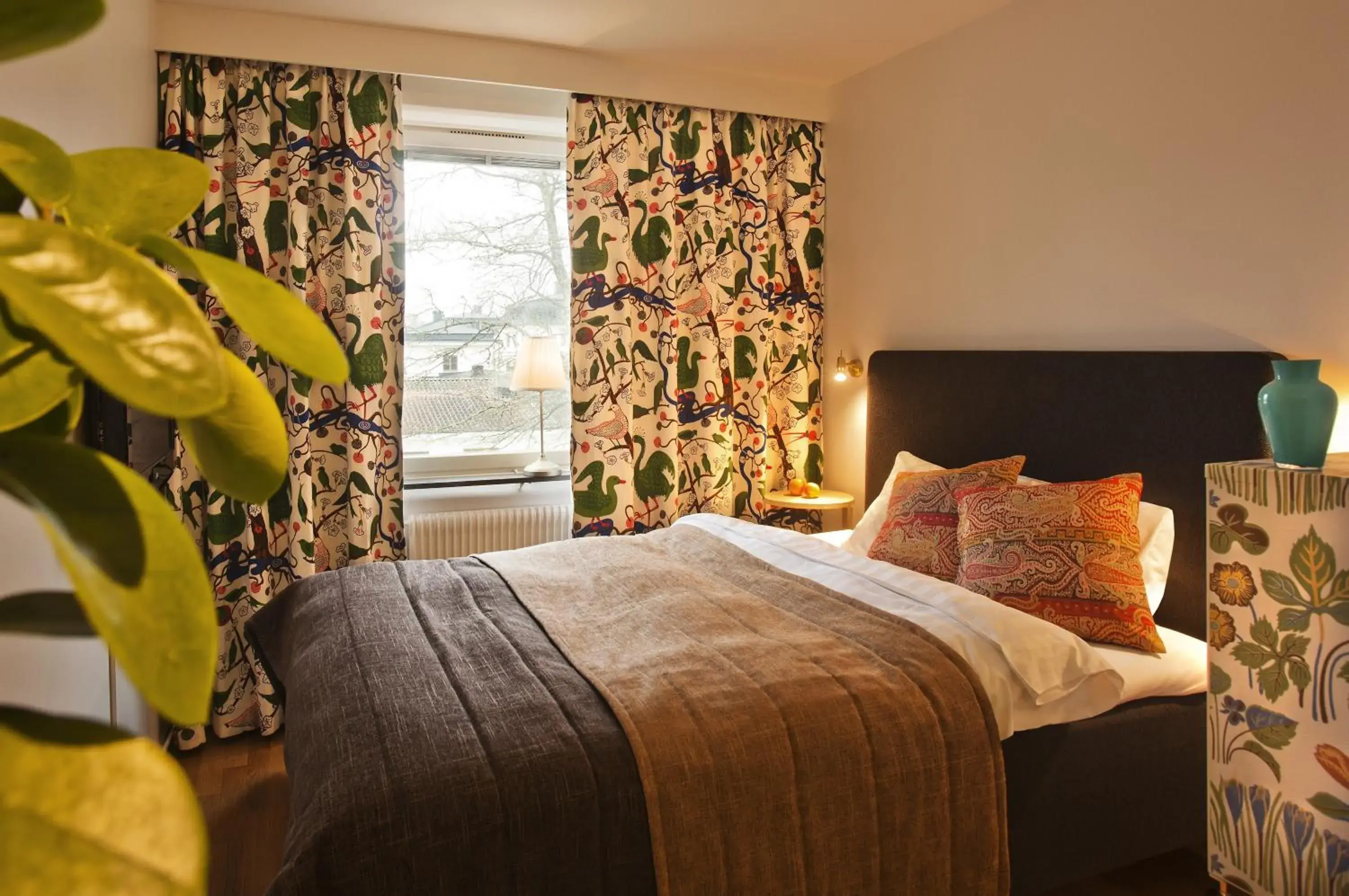 Economy Queen Room - single occupancy - Annex in Rosersbergs Slottshotell Economy Queen Room - single occupancy - Annex in Rosersbergs Slottshotell