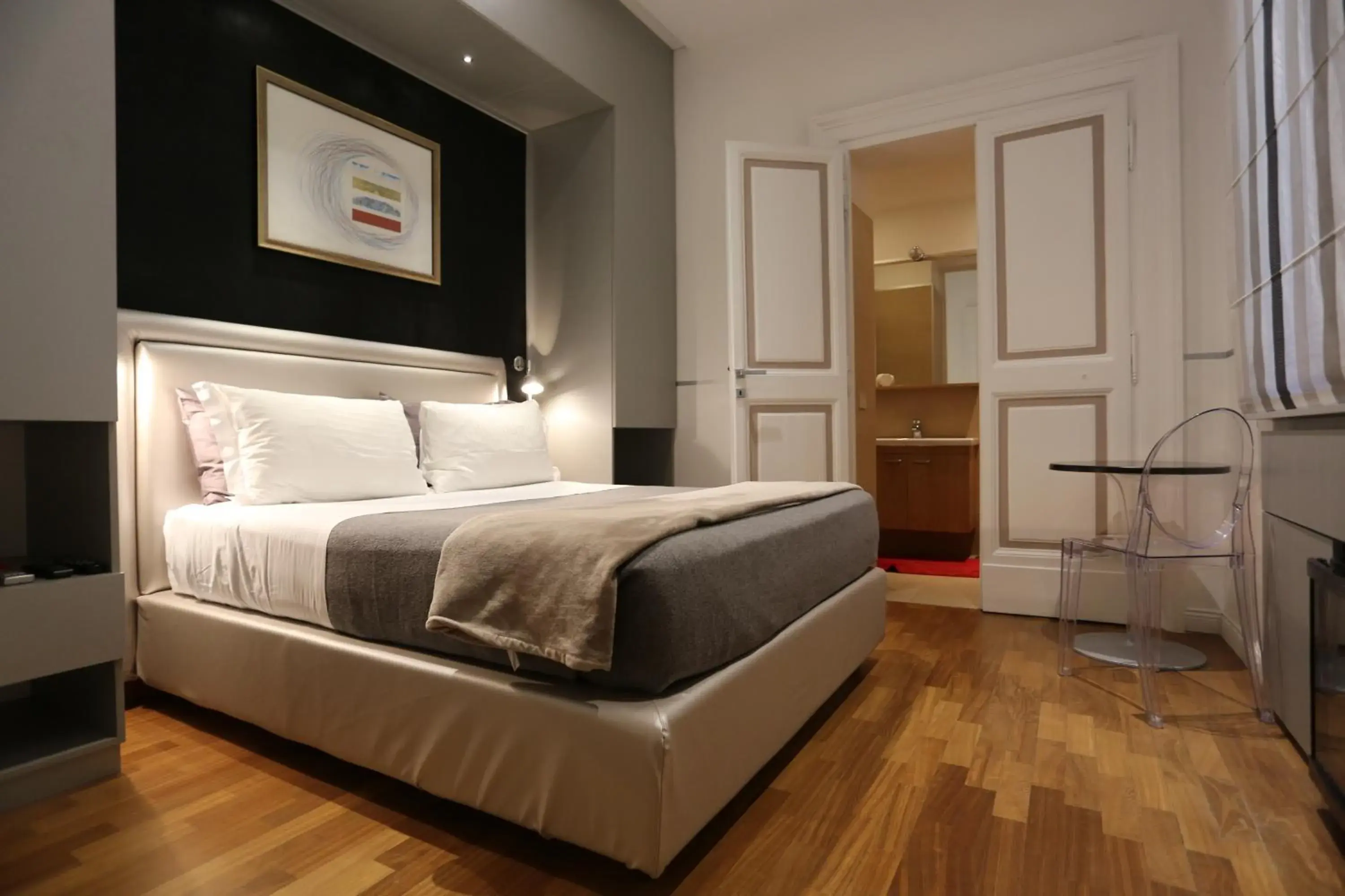 Luxury on the River Luxury on the River