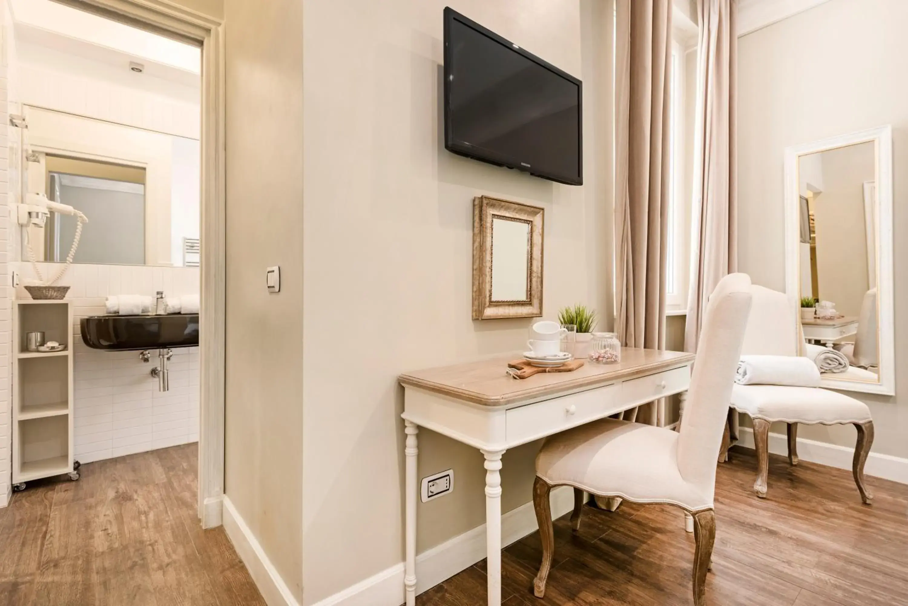 Standard Double or Twin Room in Le Stanze Di Elle Standard Double or Twin Room in Le Stanze Di Elle