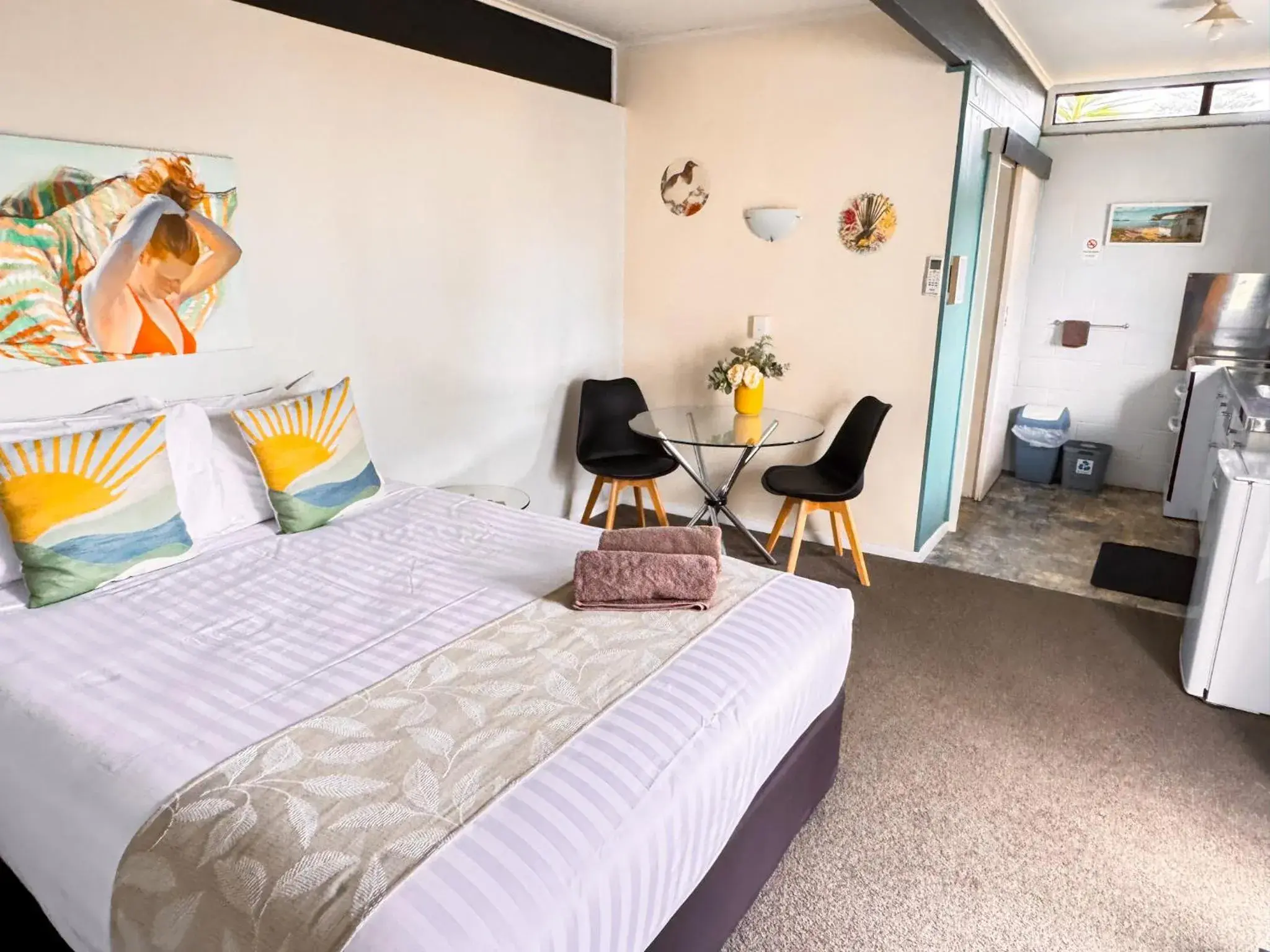 Studio Apartment in Waikanae Beach Motel Studio Apartment in Waikanae Beach Motel