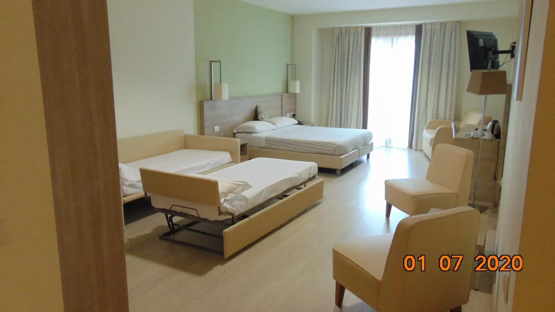 Superior Quadruple Room in Turin Airport Hotel & Residence Superior Quadruple Room in Turin Airport Hotel & Residence