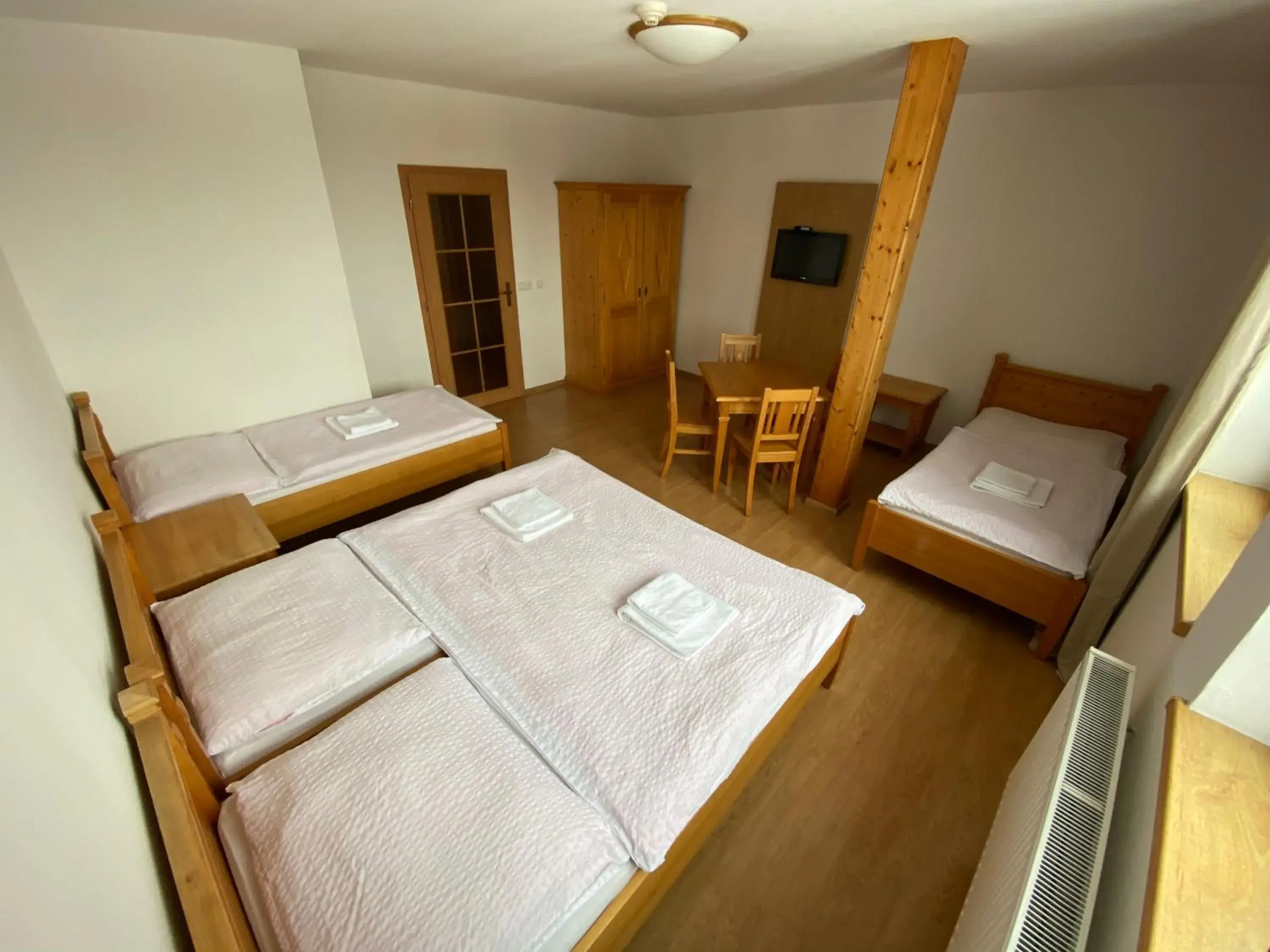 Quadruple Room in Hotel Zlatý Chlum Quadruple Room in Hotel Zlatý Chlum