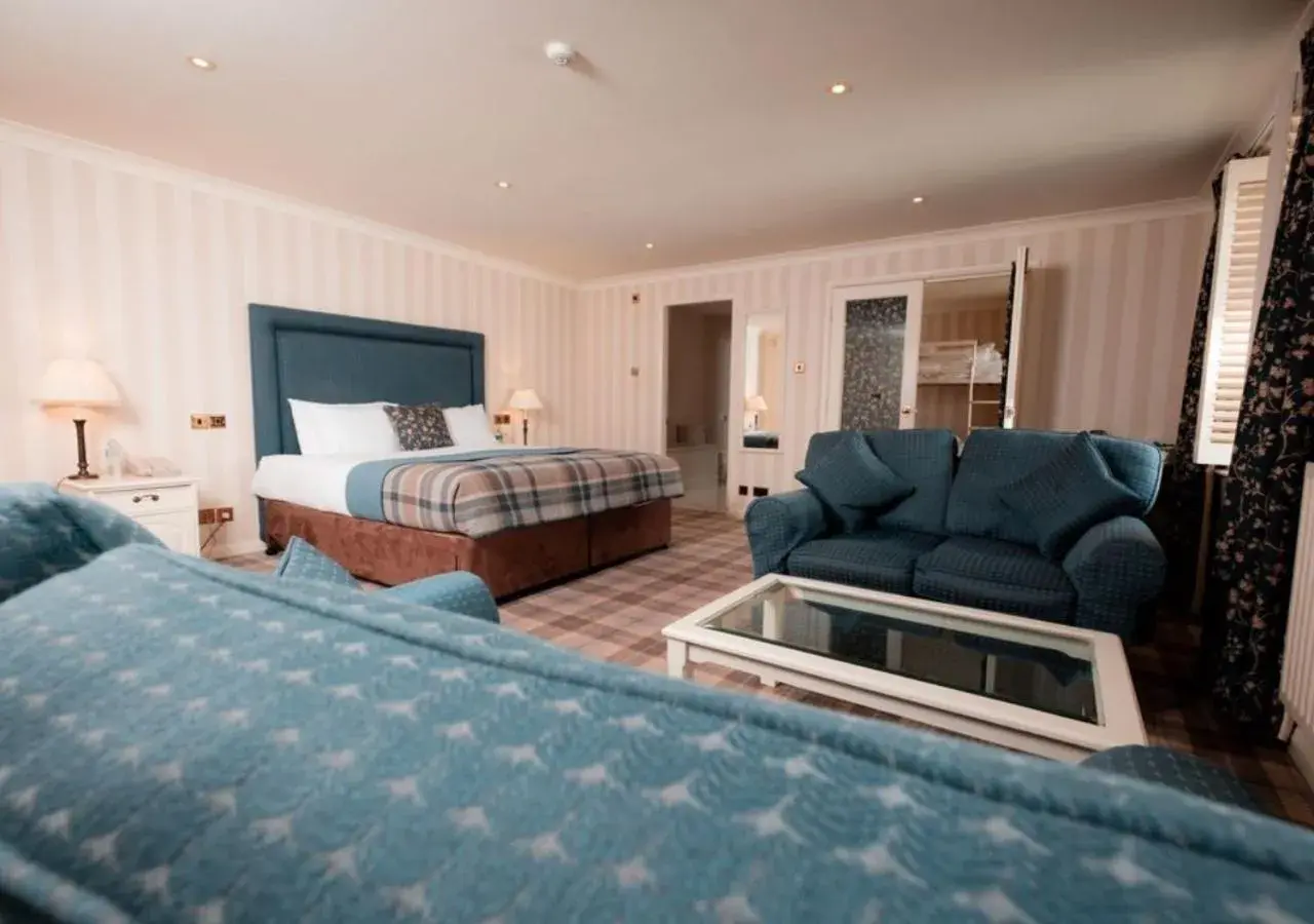 Courtyard Family Room in Lakeside Hotel and Spa Courtyard Family Room in Lakeside Hotel and Spa