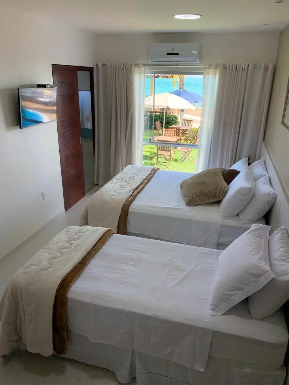 Quadruple Room in Pousada Ipioca Beach Village Quadruple Room in Pousada Ipioca Beach Village