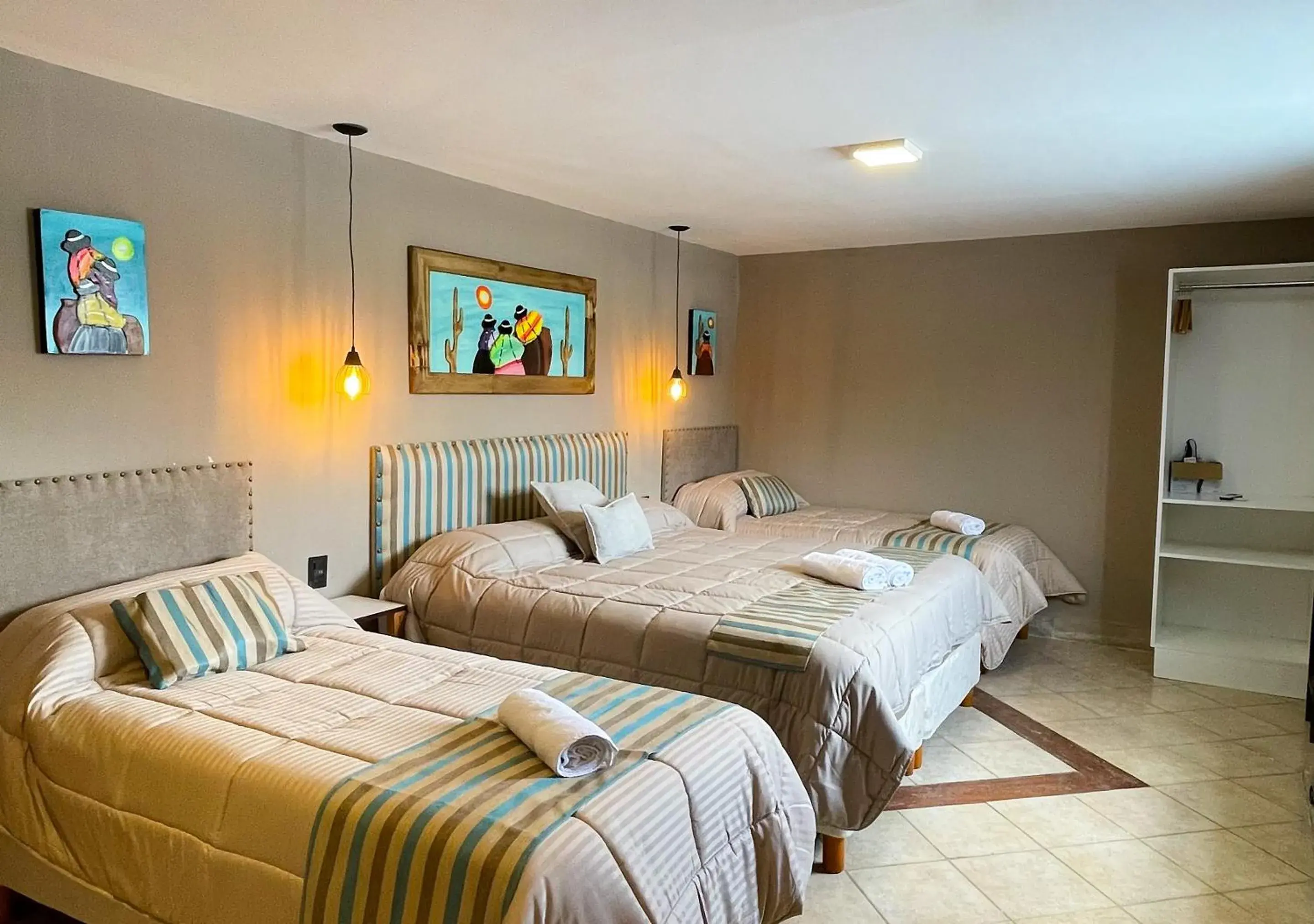 Quadruple Room in Hotel Colonial Tafi del Valle by DOT Tradition Quadruple Room in Hotel Colonial Tafi del Valle by DOT Tradition