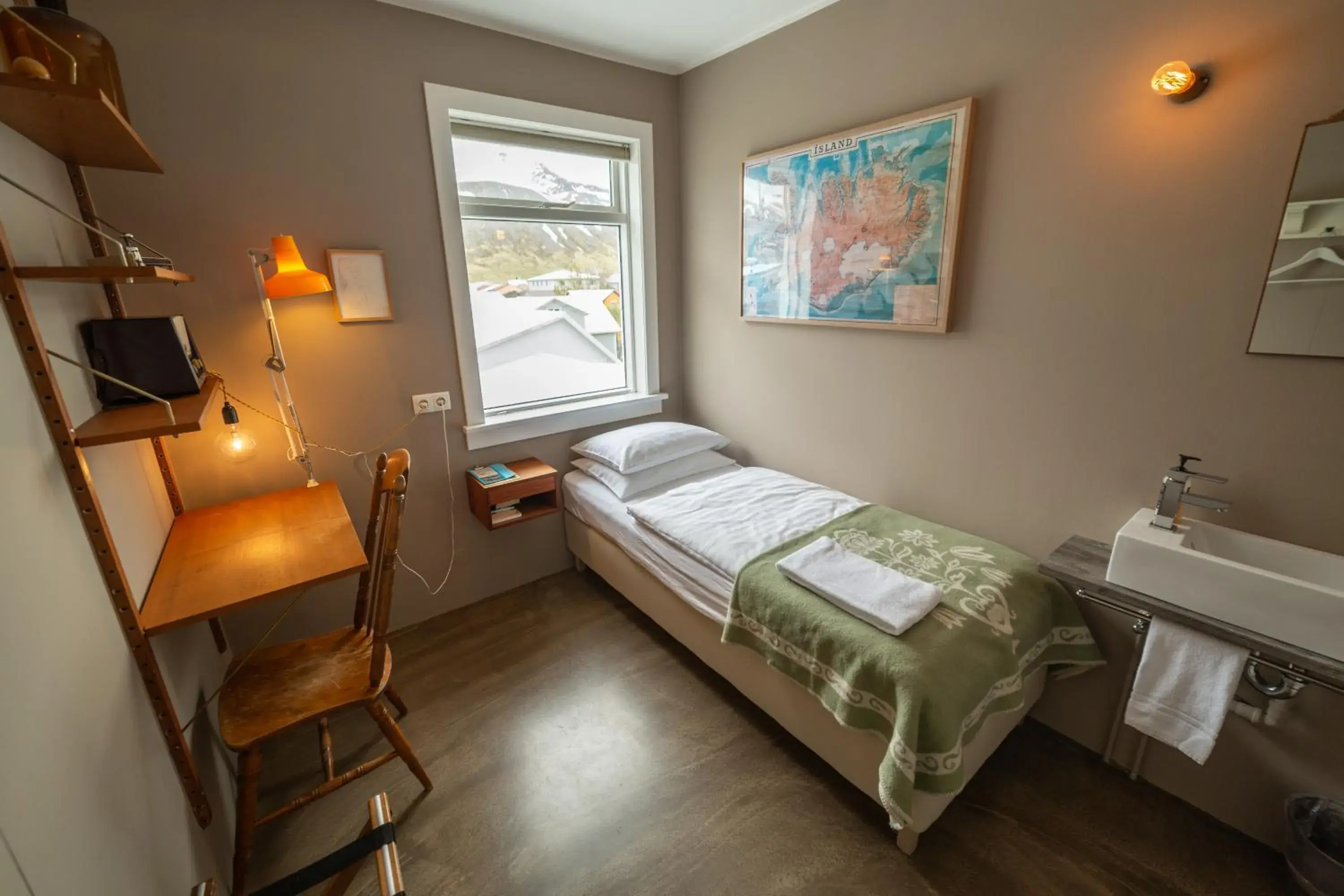 Single Room with Shared Bathroom in Hotel Siglunes Single Room with Shared Bathroom in Hotel Siglunes