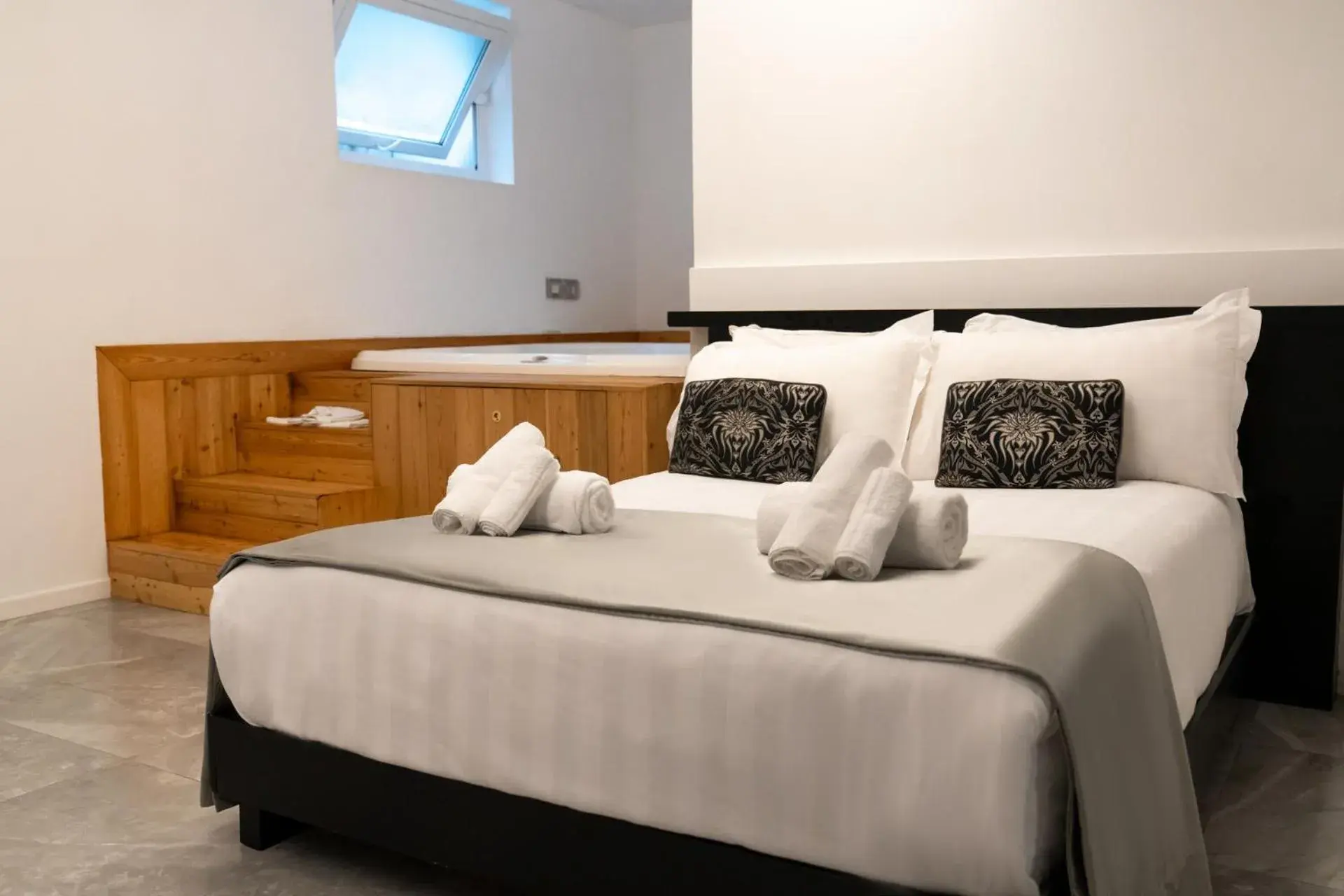 Queen Room with Spa Bath in Secret Garden Resort & Spa Queen Room with Spa Bath in Secret Garden Resort & Spa