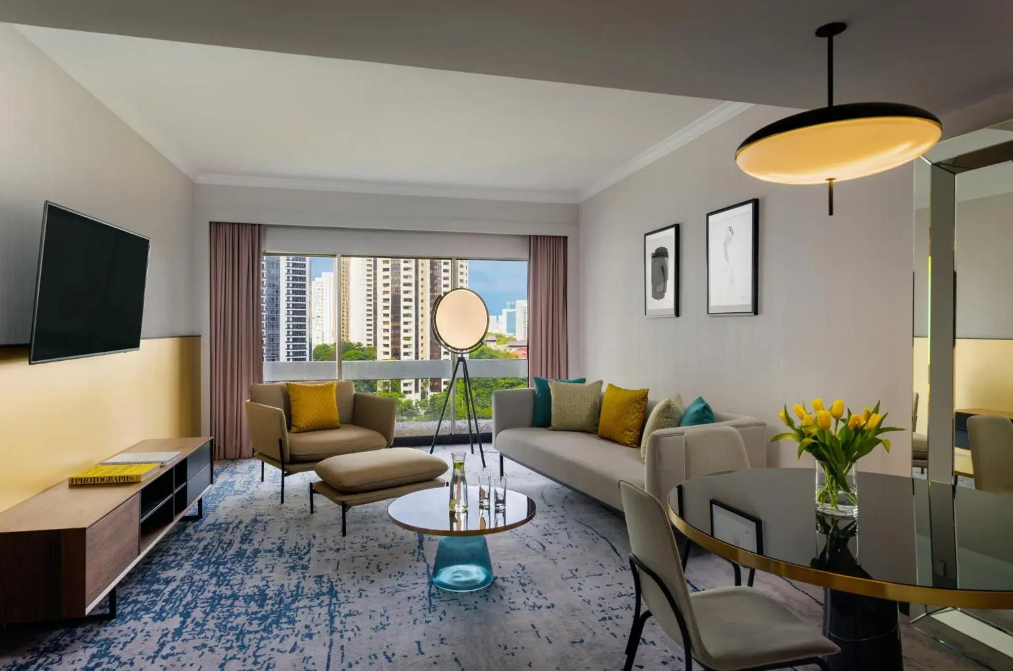 King Suite with Sofa Bed in voco Orchard Singapore by IHG King Suite with Sofa Bed in voco Orchard Singapore by IHG